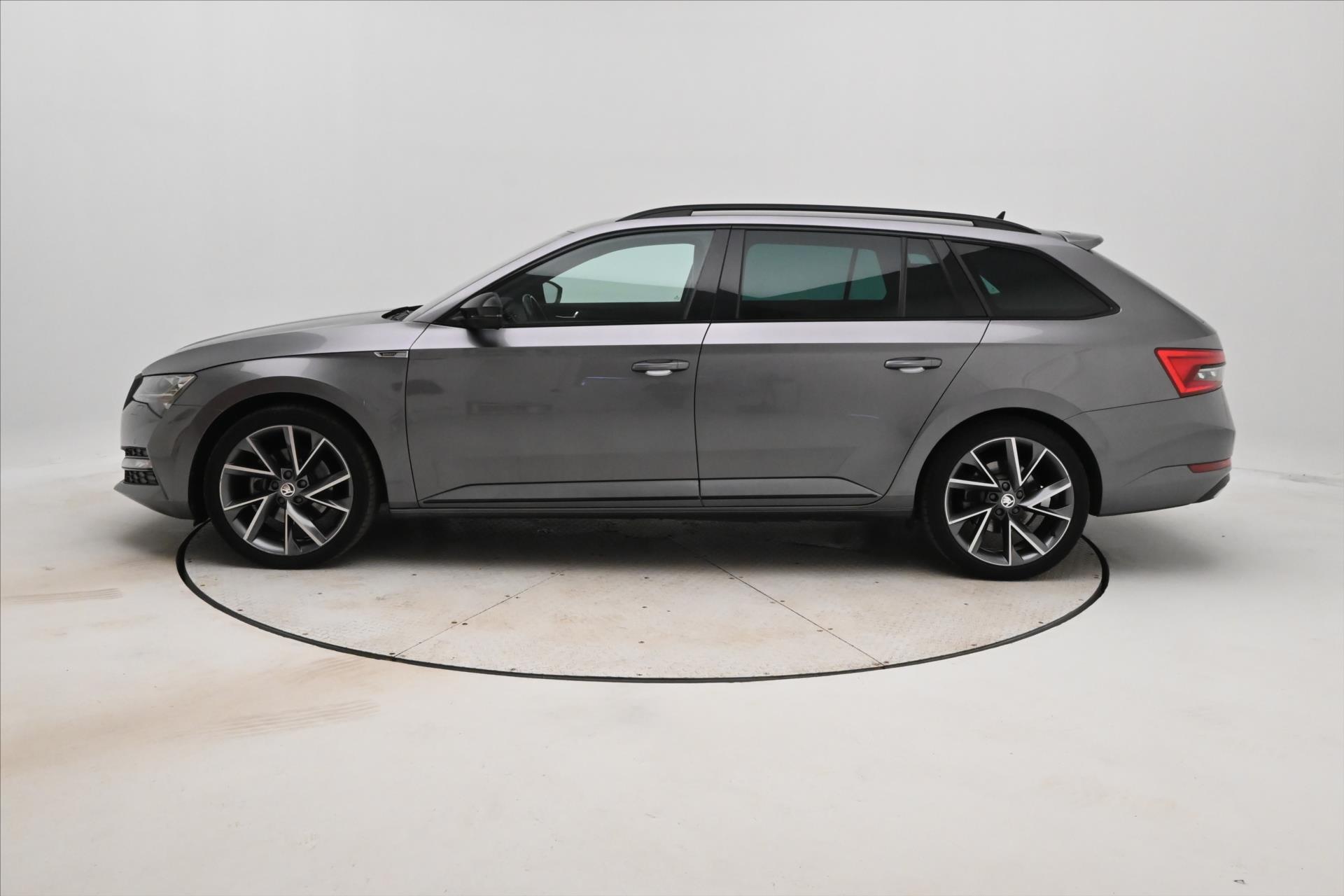 Hlavní fotografie vozu Škoda Superb 1,4 iV TSI 115kW DSG Sportline Záruka až 5 let (8)