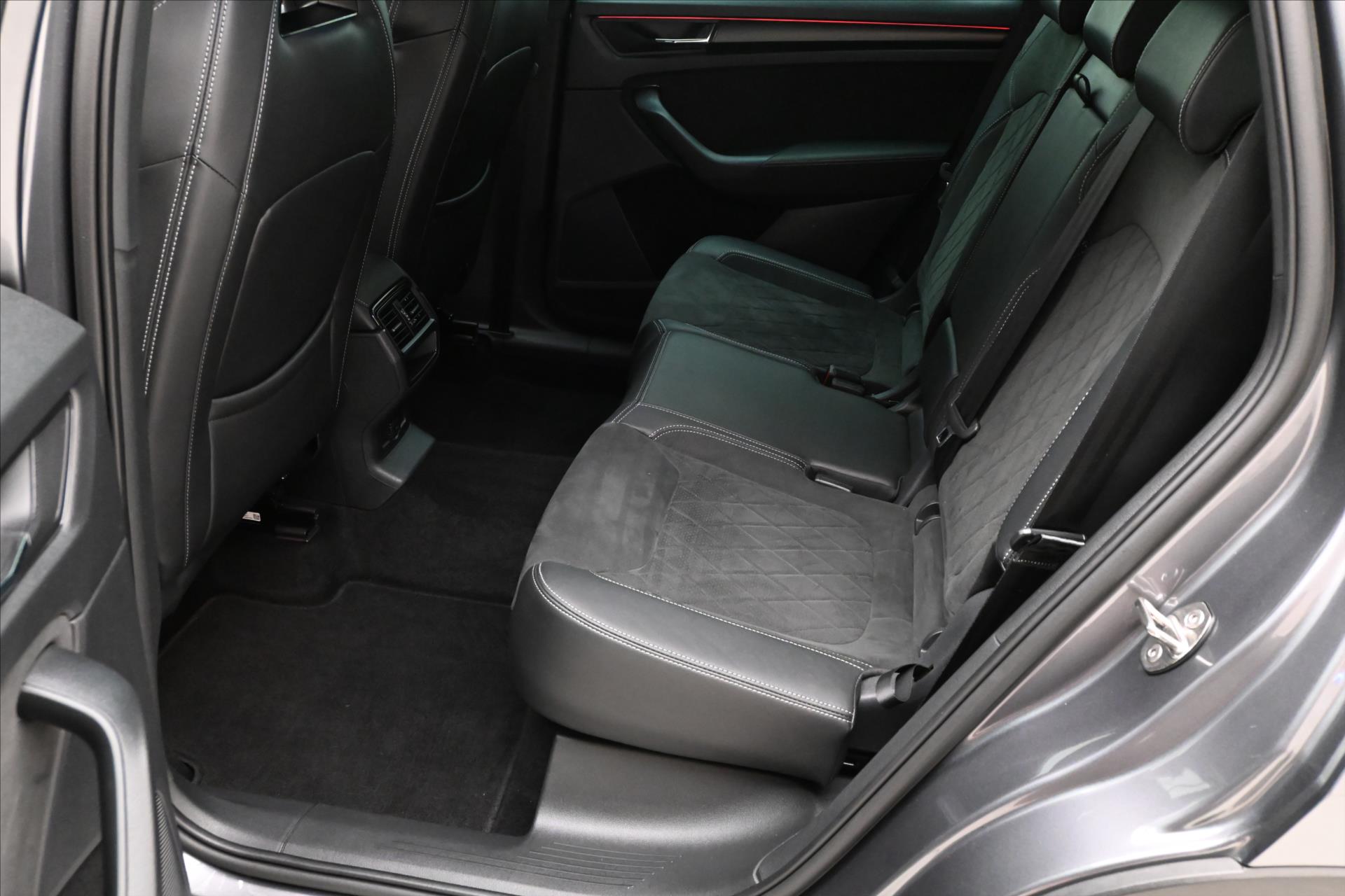 Main photo of the car Skoda Kodiaq 1.5 TSI 110 kW SportLine Warranty up to 5 years (14)