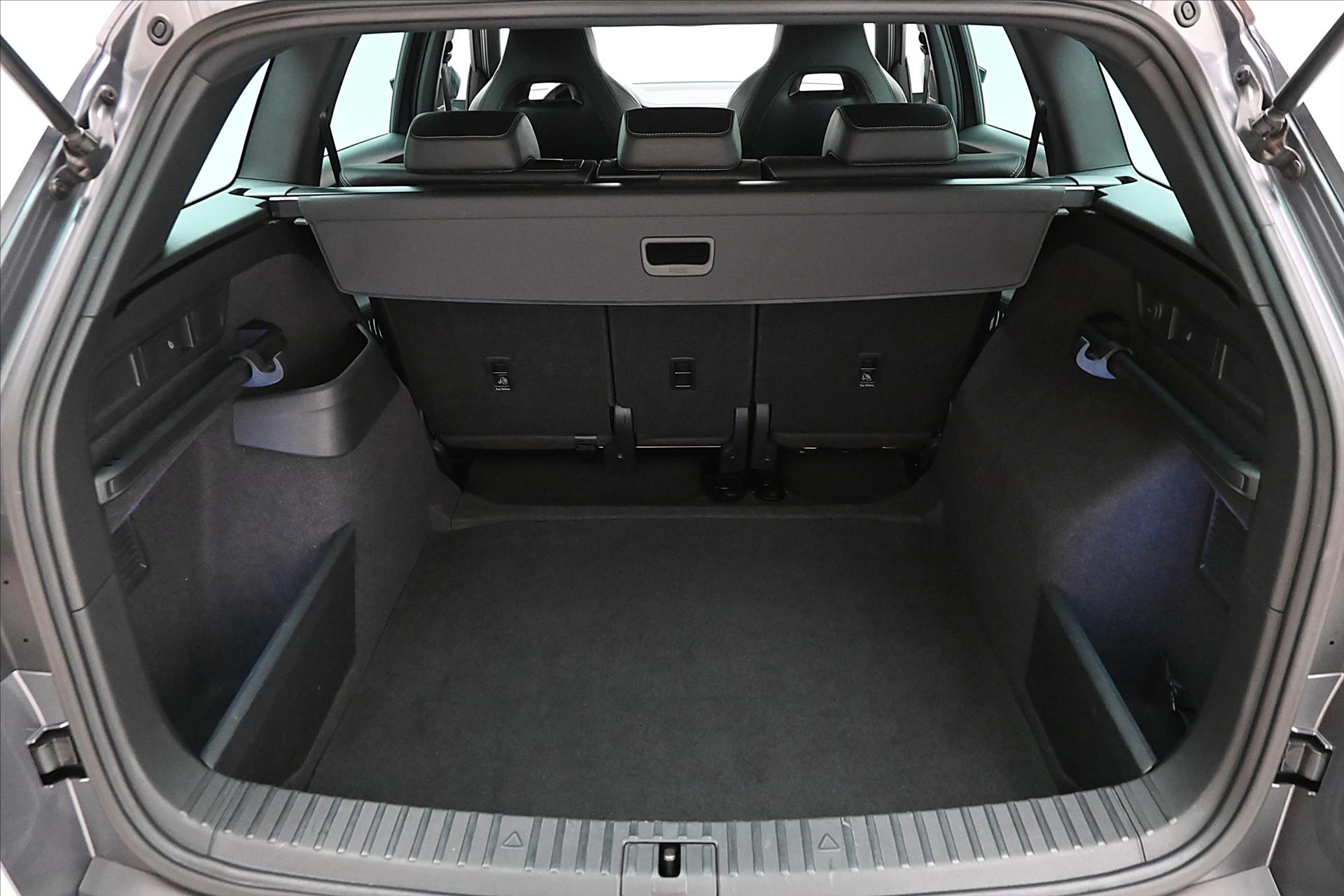 Main photo of the car Skoda Kodiaq 1,5 TSI 110 kW SportLine Záruka až 5 let (11)