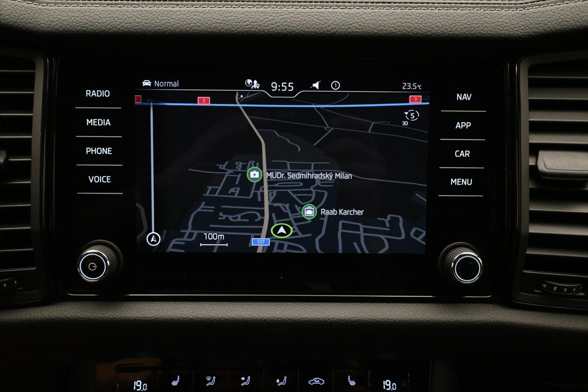 Main photo of the car Skoda Kodiaq 1.5 TSI 110 kW SportLine Warranty up to 5 years (20)