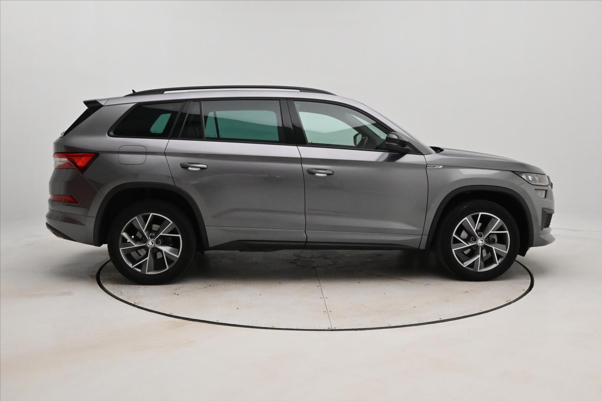 Main photo of the car Skoda Kodiaq 1.5 TSI 110 kW SportLine Warranty up to 5 years (4)
