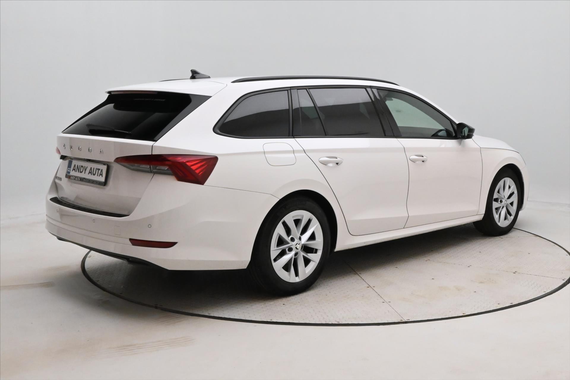 Hlavní fotografie vozu Škoda Octavia 2,0 TDI 110 kW DSG SportLINE Záruka až 5 let (5)