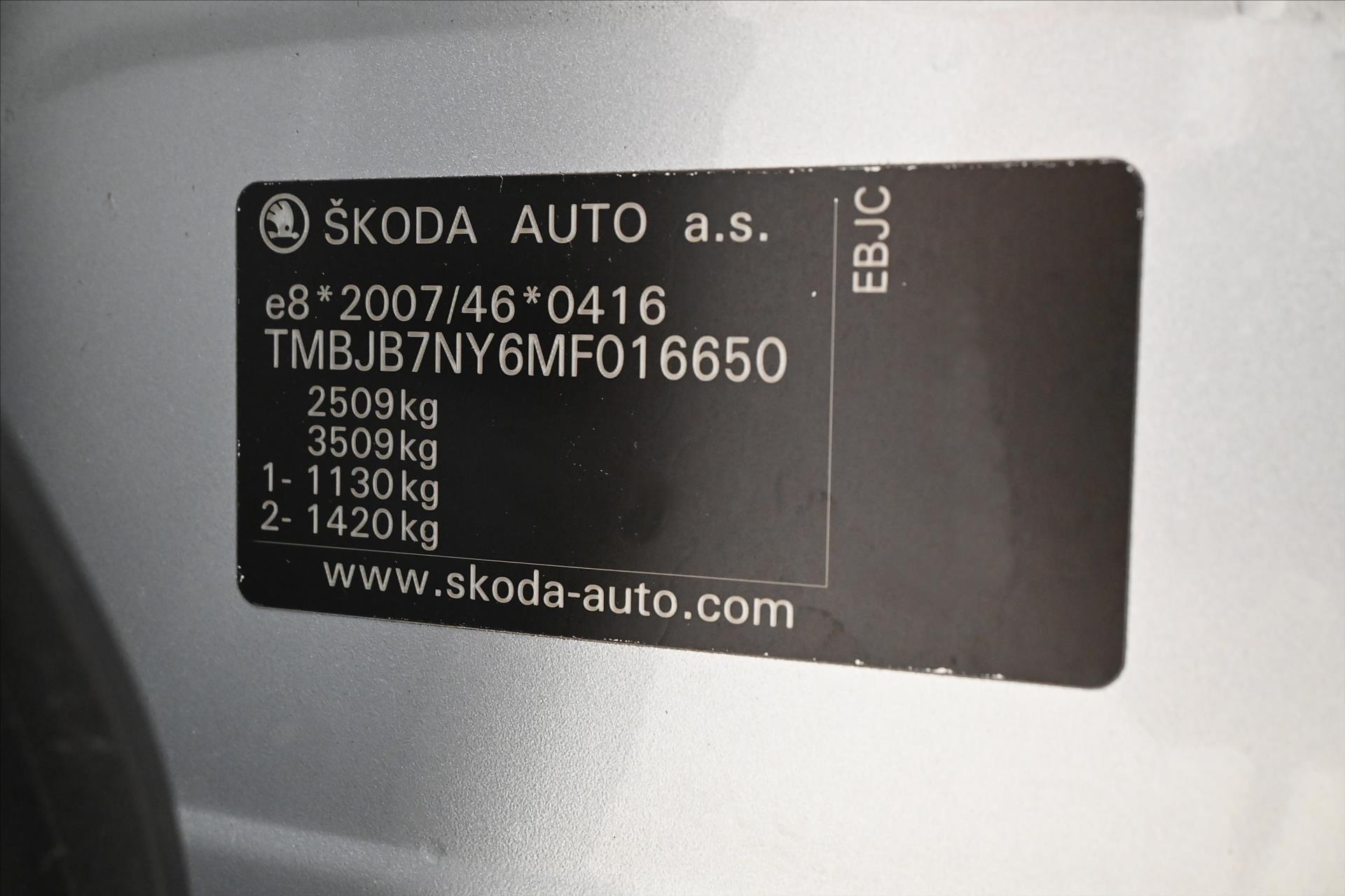 Hlavní fotografie vozu Škoda Enyaq iV60 132kW SOH 88% FIRST Edition Záruka až 3 roky (12)