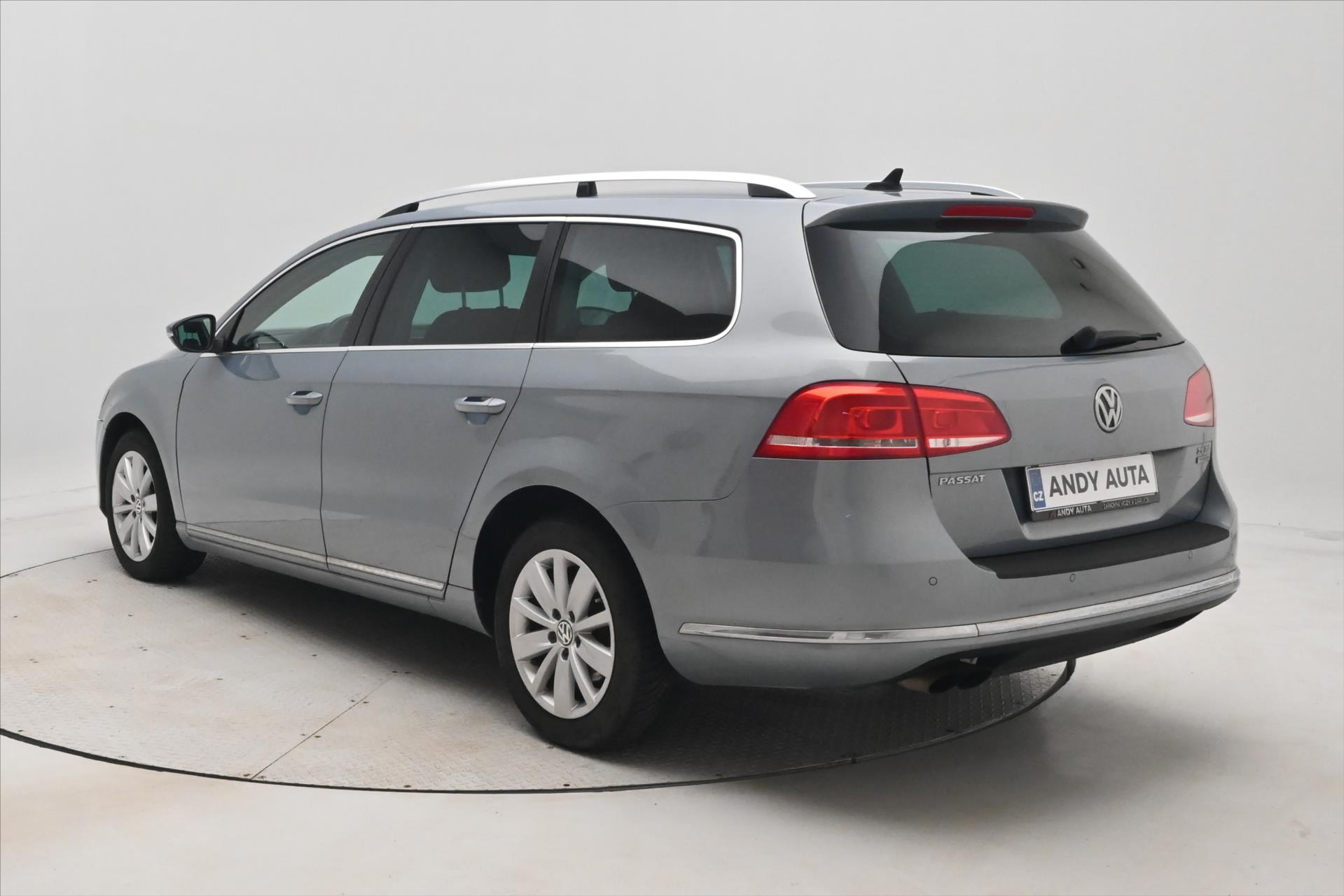Main photo of the car Volkswagen Passat 2.0 TDI 103kW DSG New MOT (6)