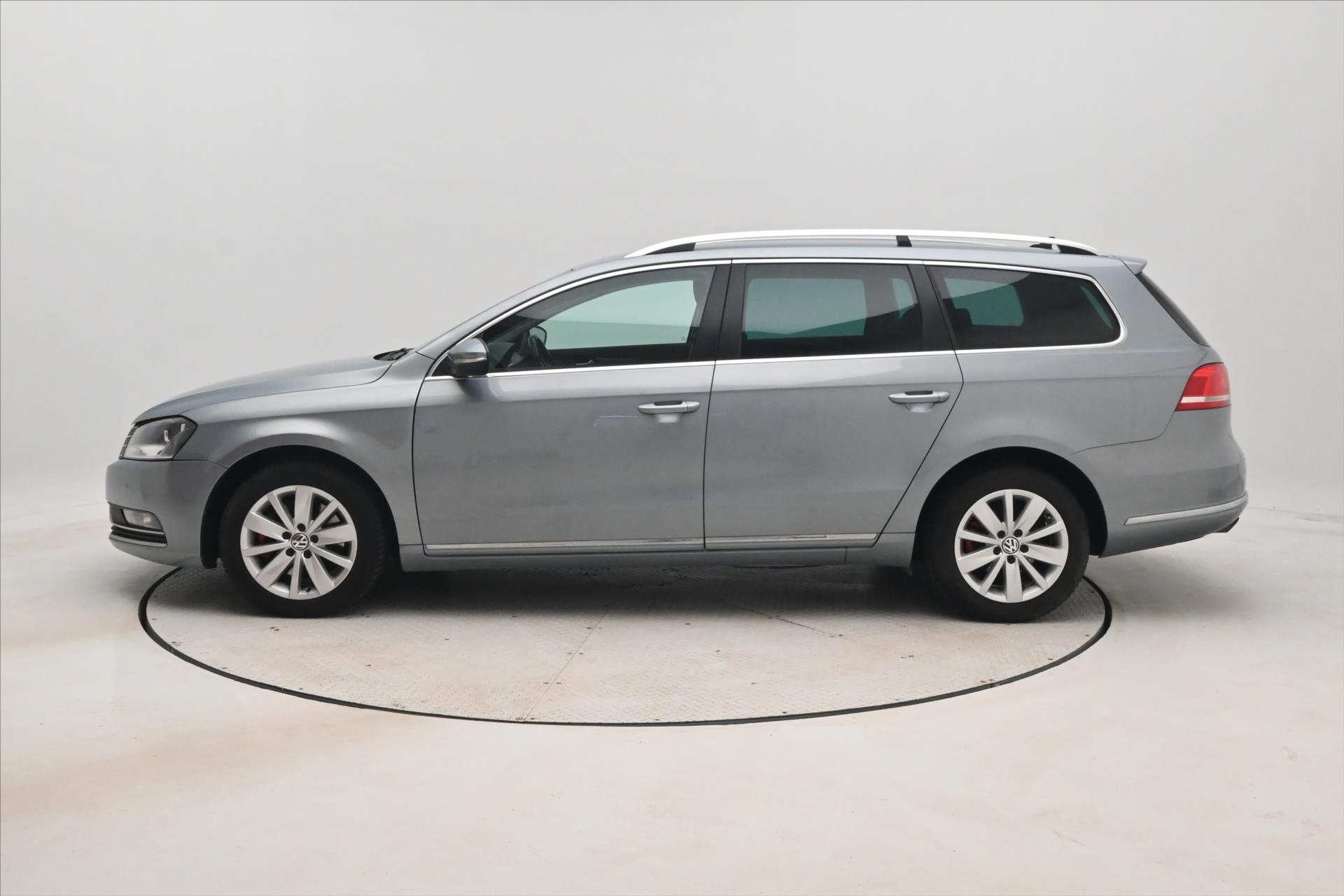 Main photo of the car Volkswagen Passat 2.0 TDI 103kW DSG New MOT (7)