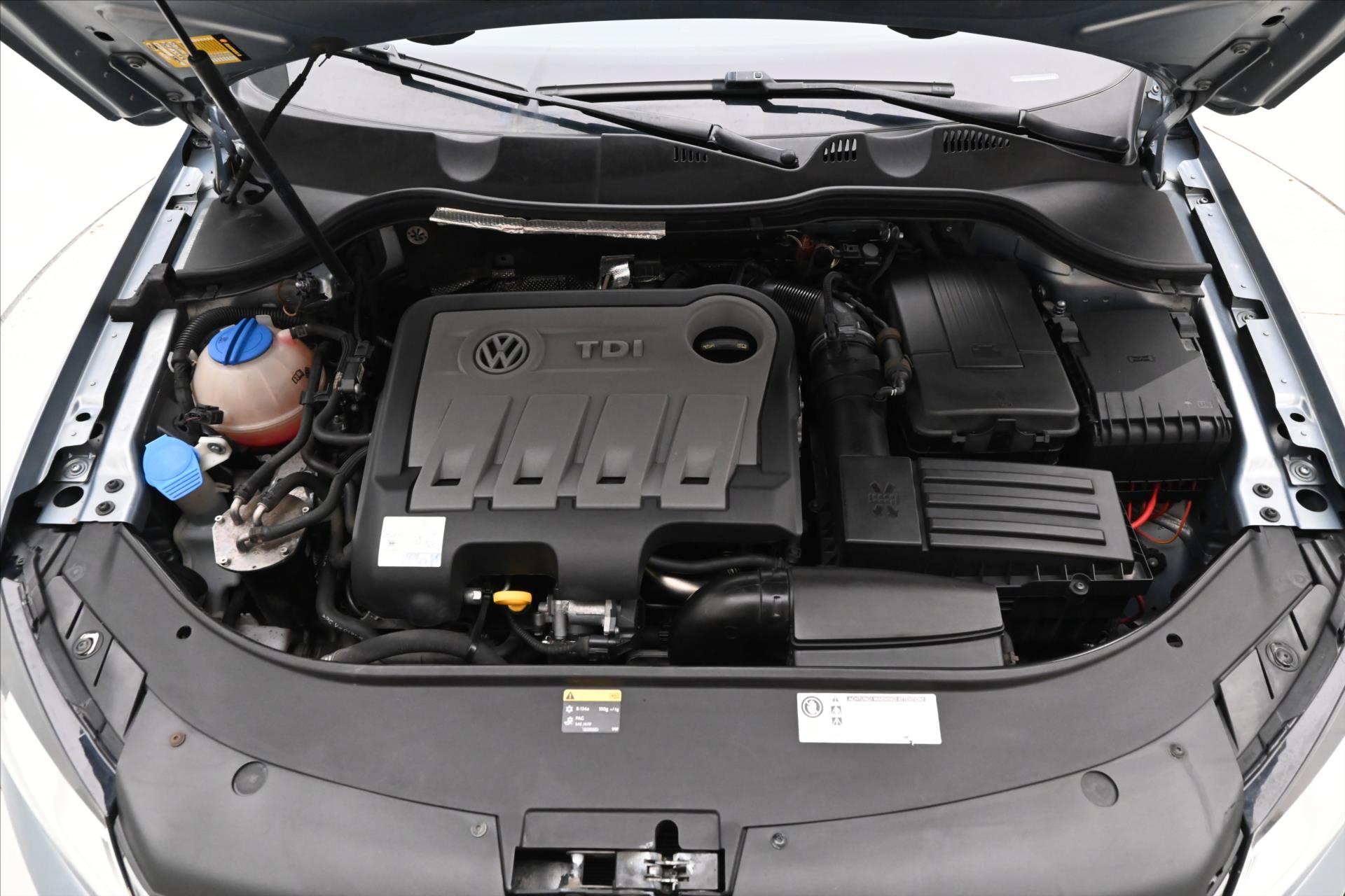 Hlavní fotografie vozu Volkswagen Passat 2,0 TDI 103kW DSG Nová STK (9)