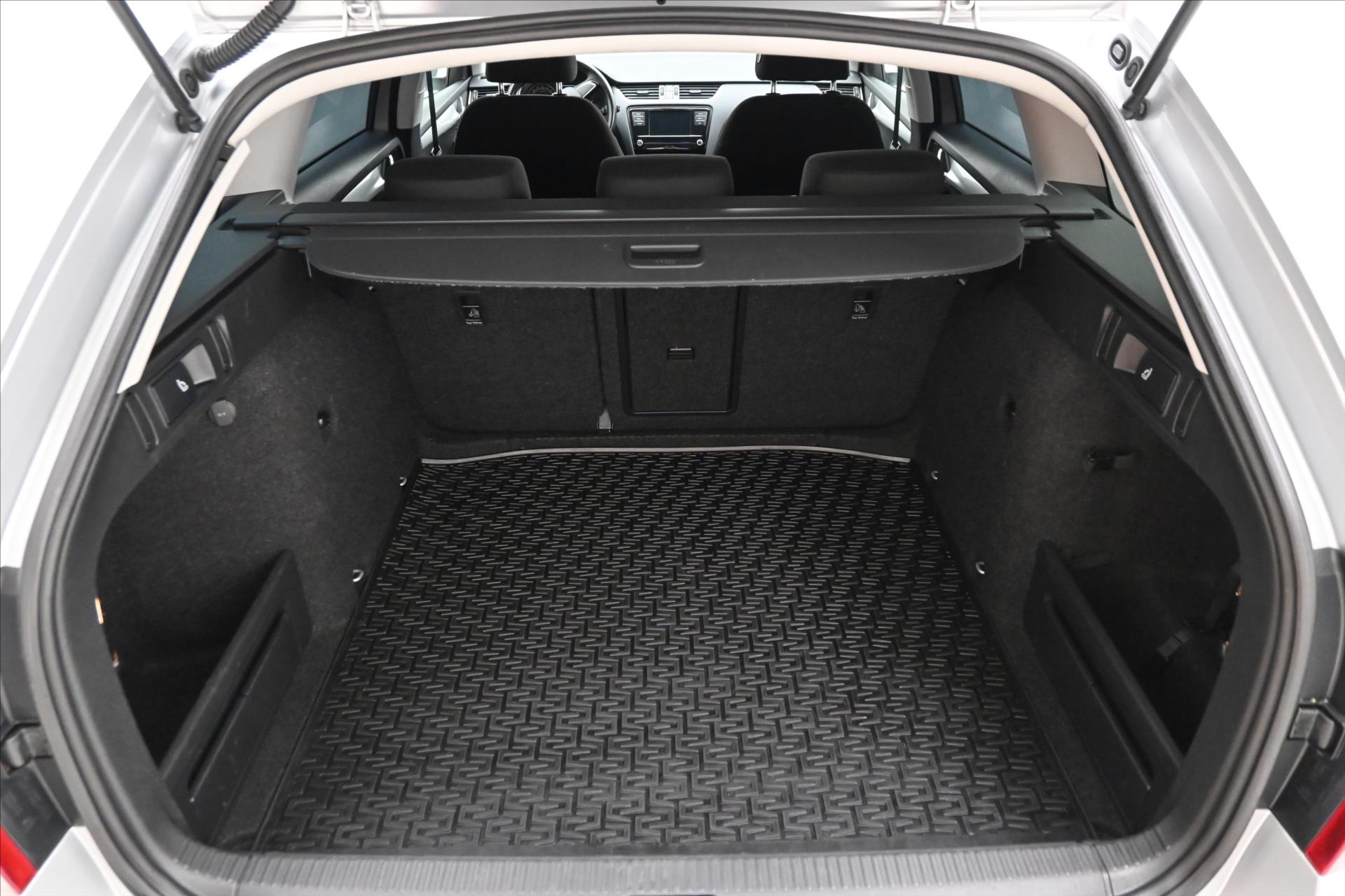 Main photo of the car Skoda Octavia 1.6 TDI 85 kW Ambition Warranty up to 5 years (10)