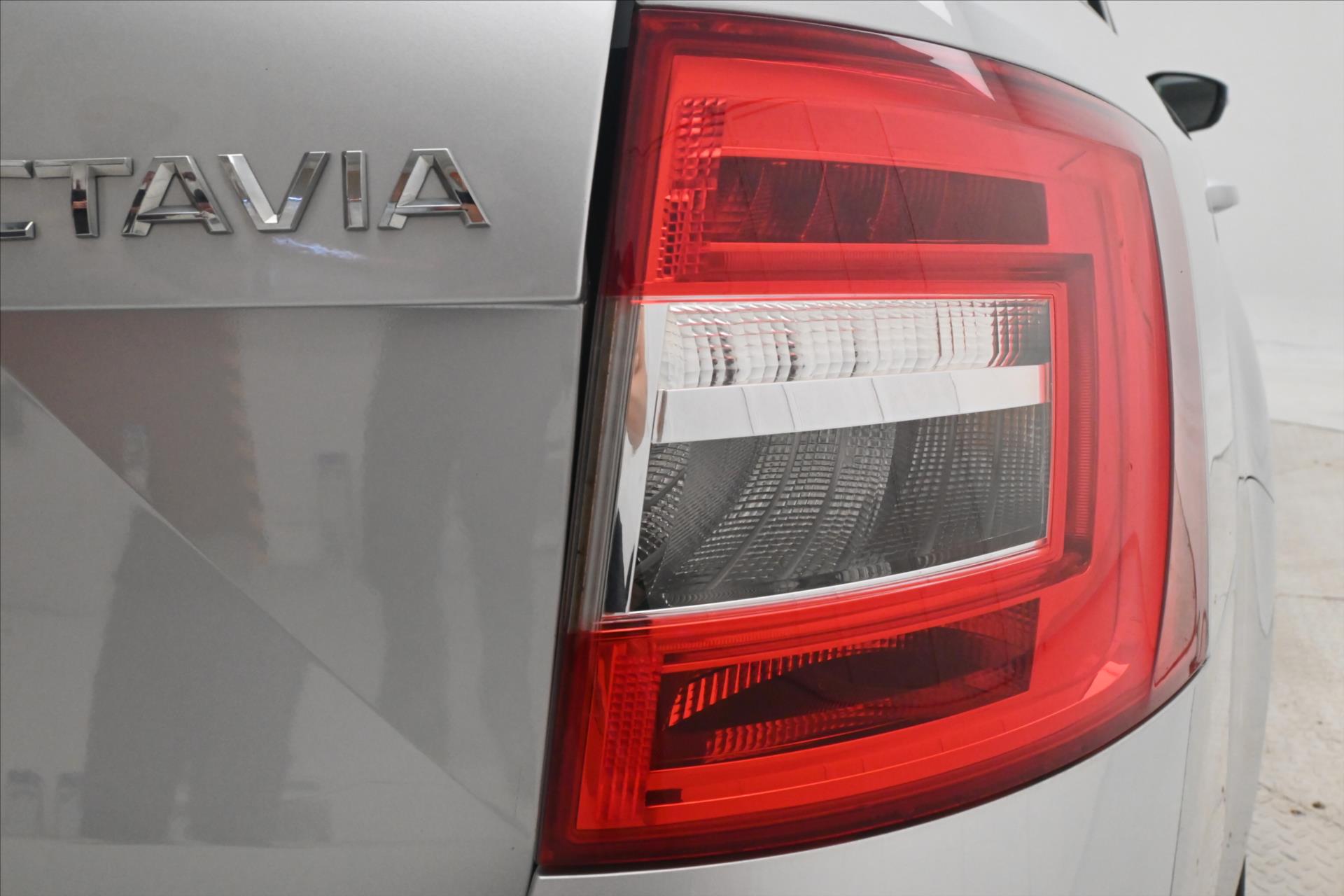 Main photo of the car Skoda Octavia 1.6 TDI 85 kW Ambition Warranty up to 5 years (28)