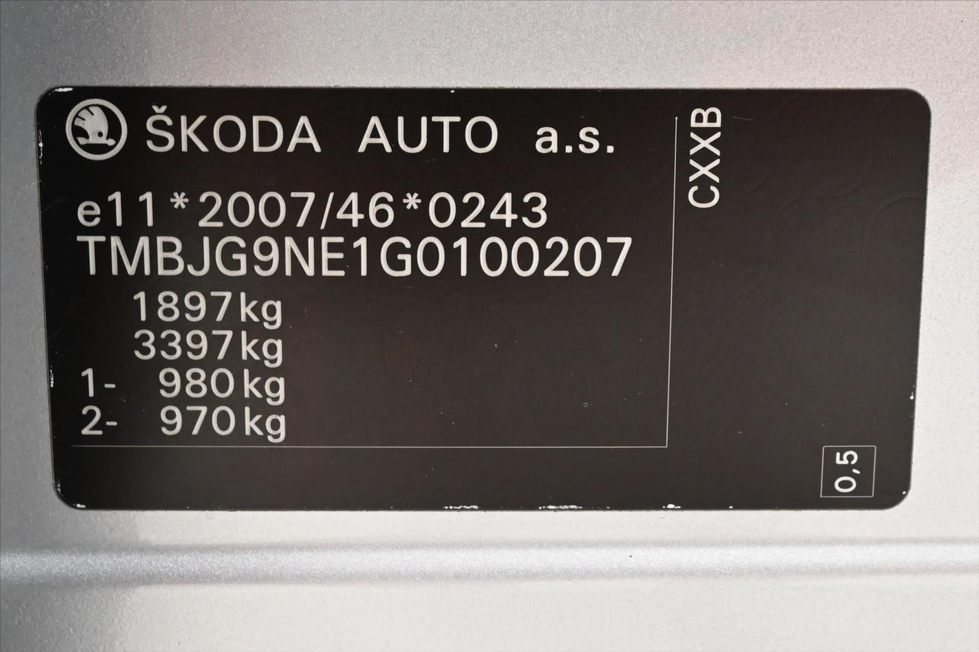 Hlavní fotografie vozu Škoda Octavia 1,6 TDI 81kW plně pojízdné na ND (12)