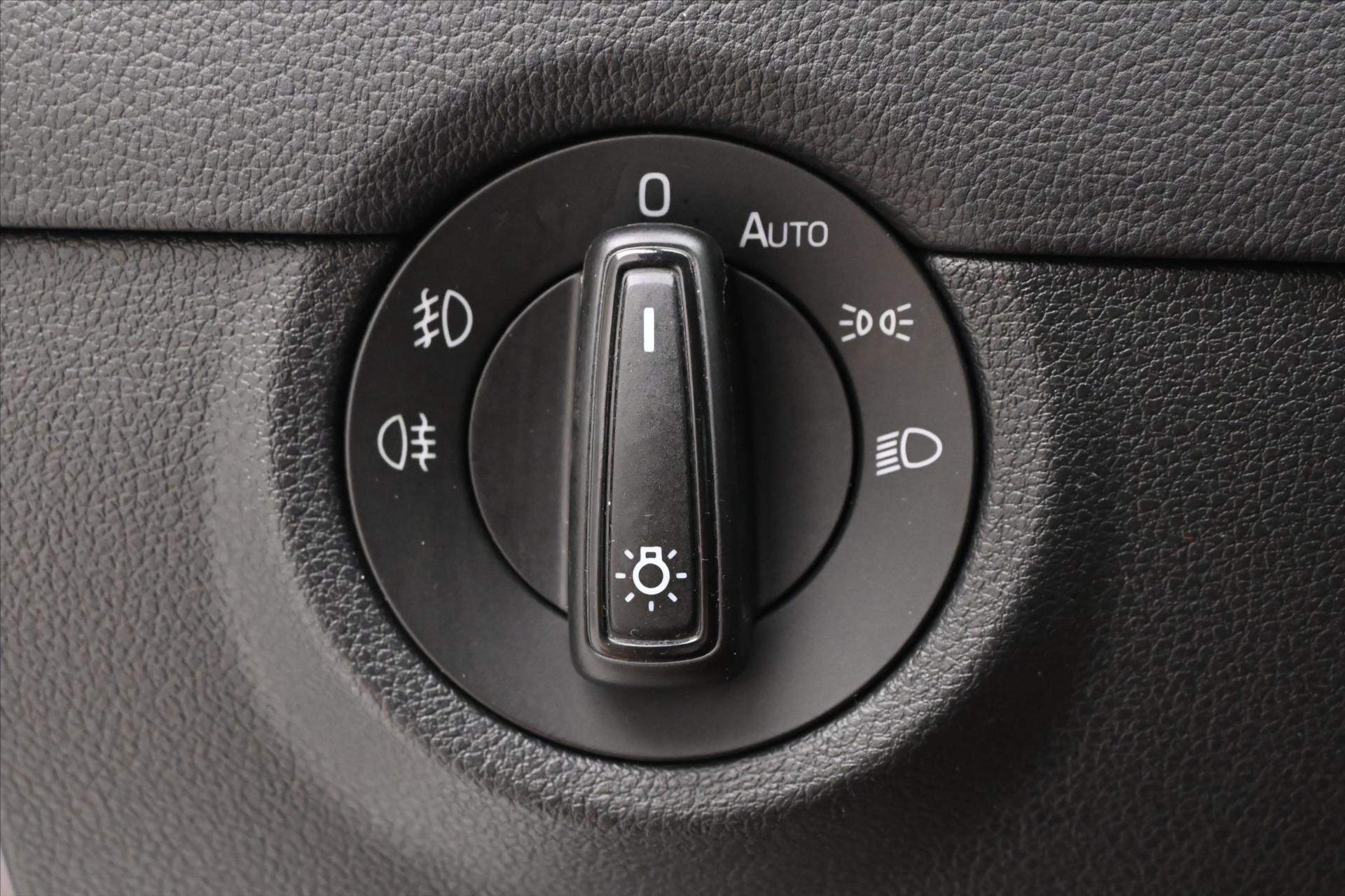 Hlavní fotografie vozu Škoda Octavia 1,6 TDI 81kW plně pojízdné na ND (25)