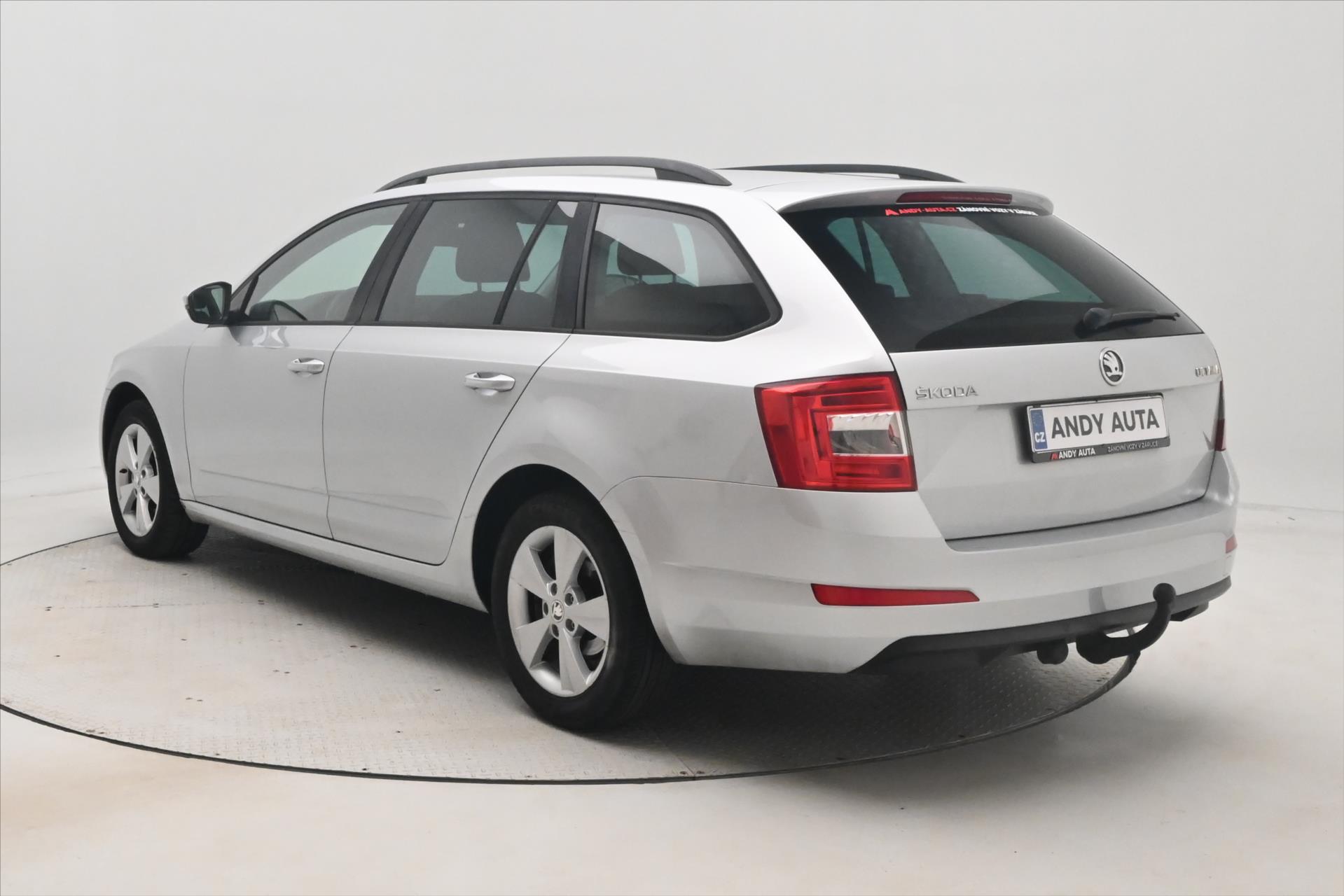 Hlavní fotografie vozu Škoda Octavia 1,6 TDI 81kW plně pojízdné na ND (7)