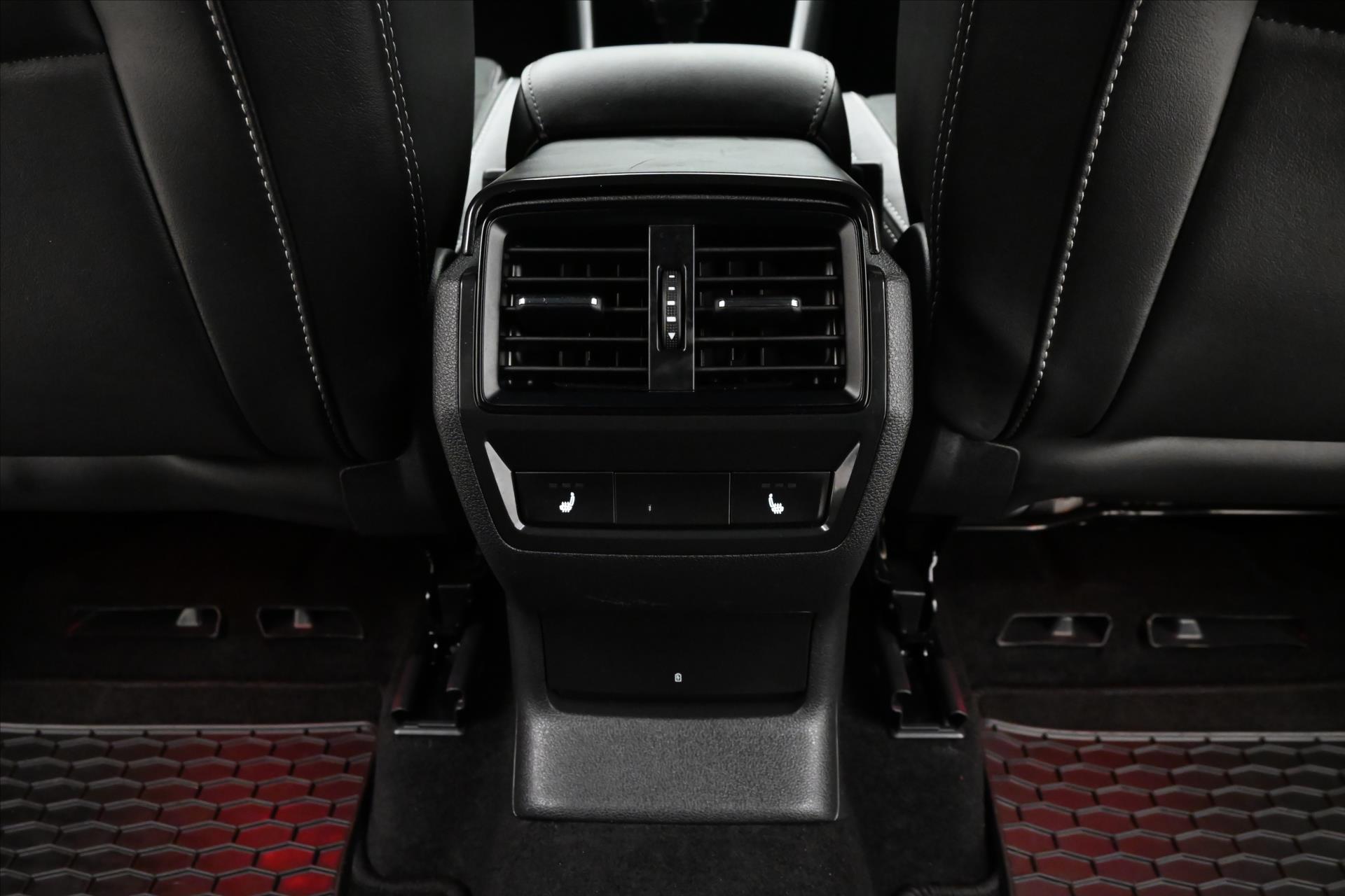 Main photo of the car Skoda Kodiaq 2,0 TDI 147KW DSG 4x4 SportLINE Záruka až 5 let (22)