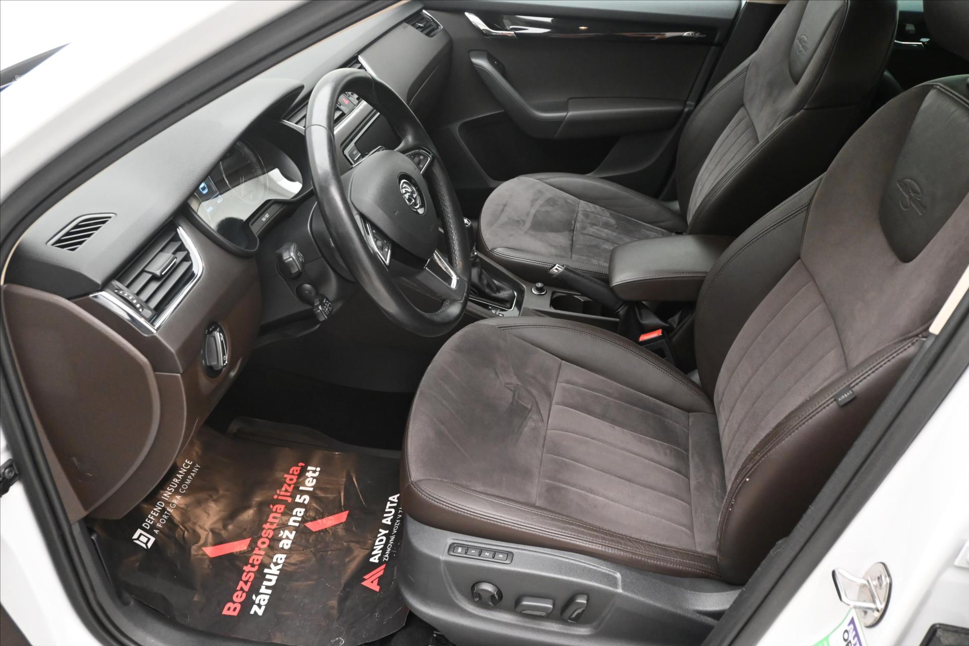 Hlavní fotografie vozu Škoda Octavia 2,0 TDI 135kW L&K DSG 4x4 Záruka až 5 let (14)