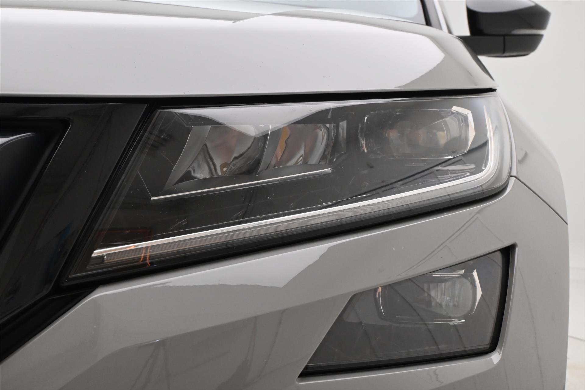 Main photo of the car Skoda Kodiaq 1,5 TSI 110 kW SPORT LINE Záruka až 5 let (30)