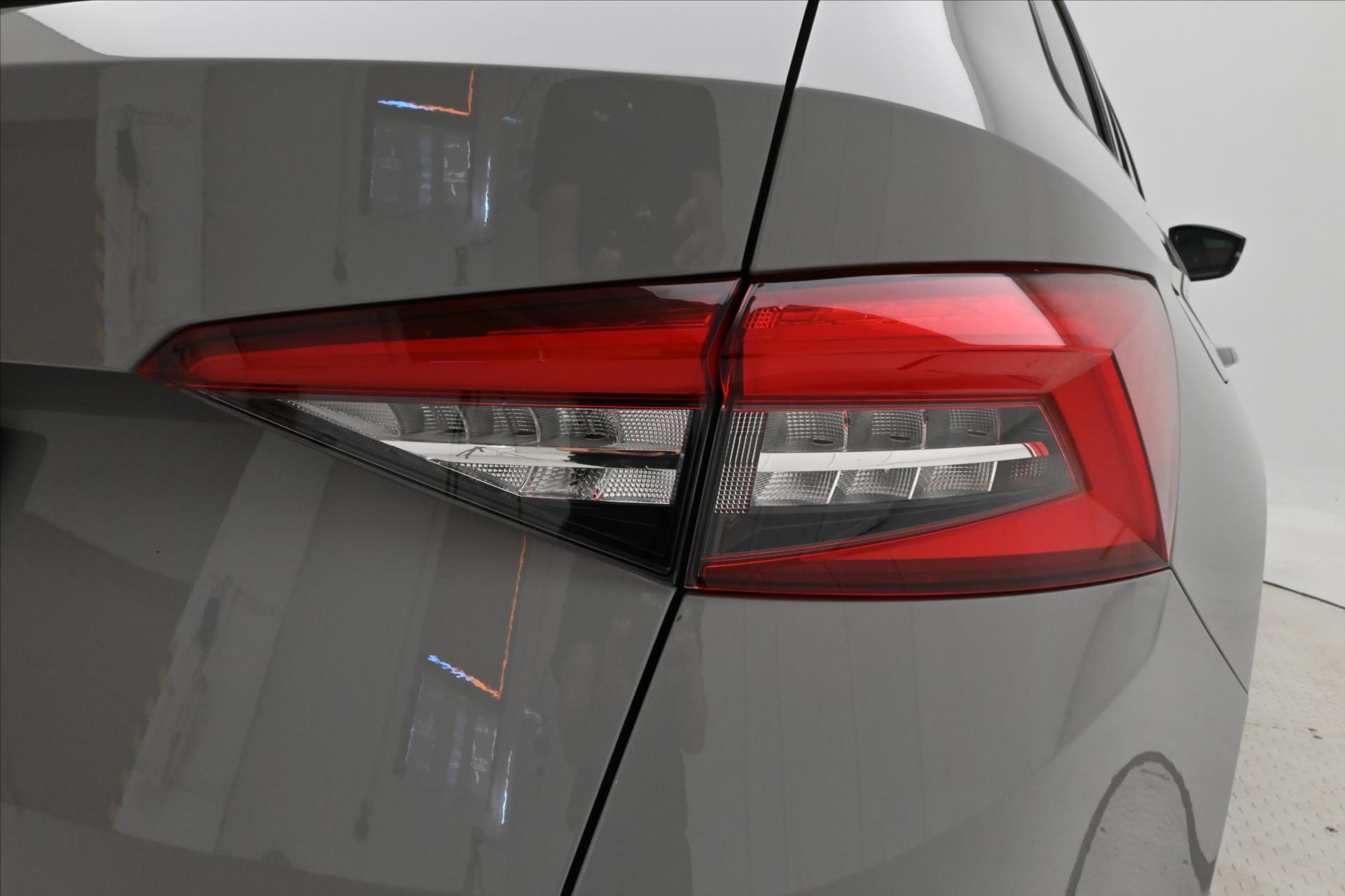 Main photo of the car Skoda Kodiaq 1,5 TSI 110 kW SPORT LINE Záruka až 5 let (31)