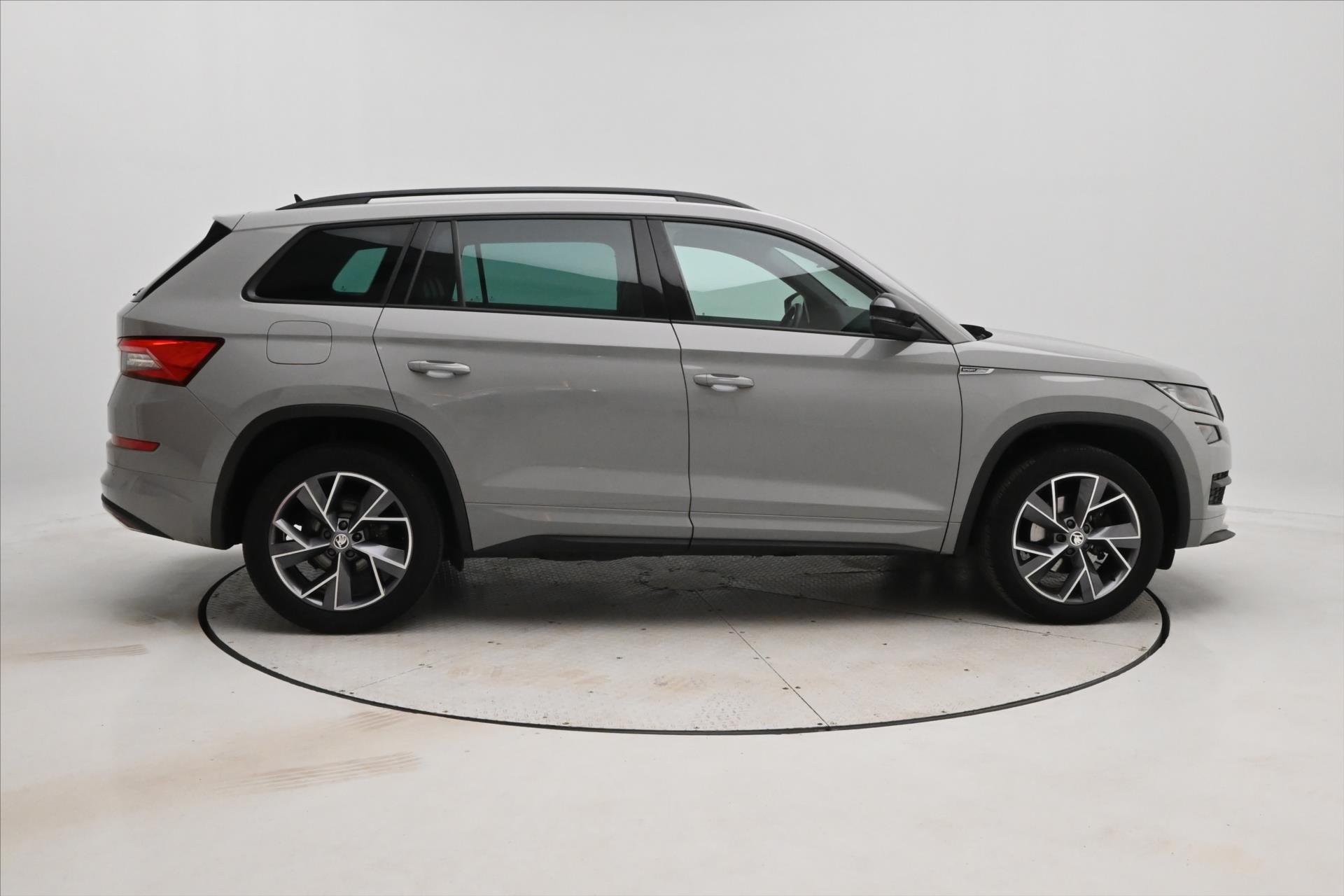 Main photo of the car Skoda Kodiaq 1,5 TSI 110 kW SPORT LINE Záruka až 5 let (4)