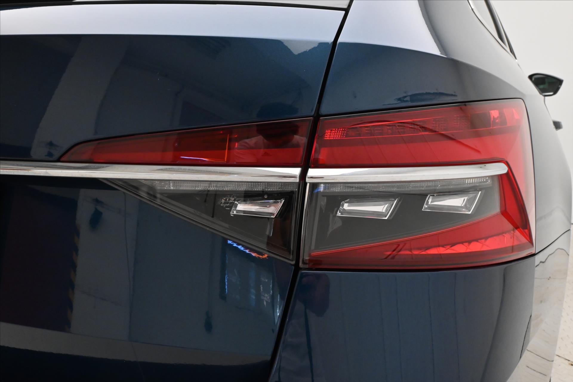 Hlavní fotografie vozu Škoda Superb 2,0 TDI 110kW DSG Style Záruka až 5 let (31)
