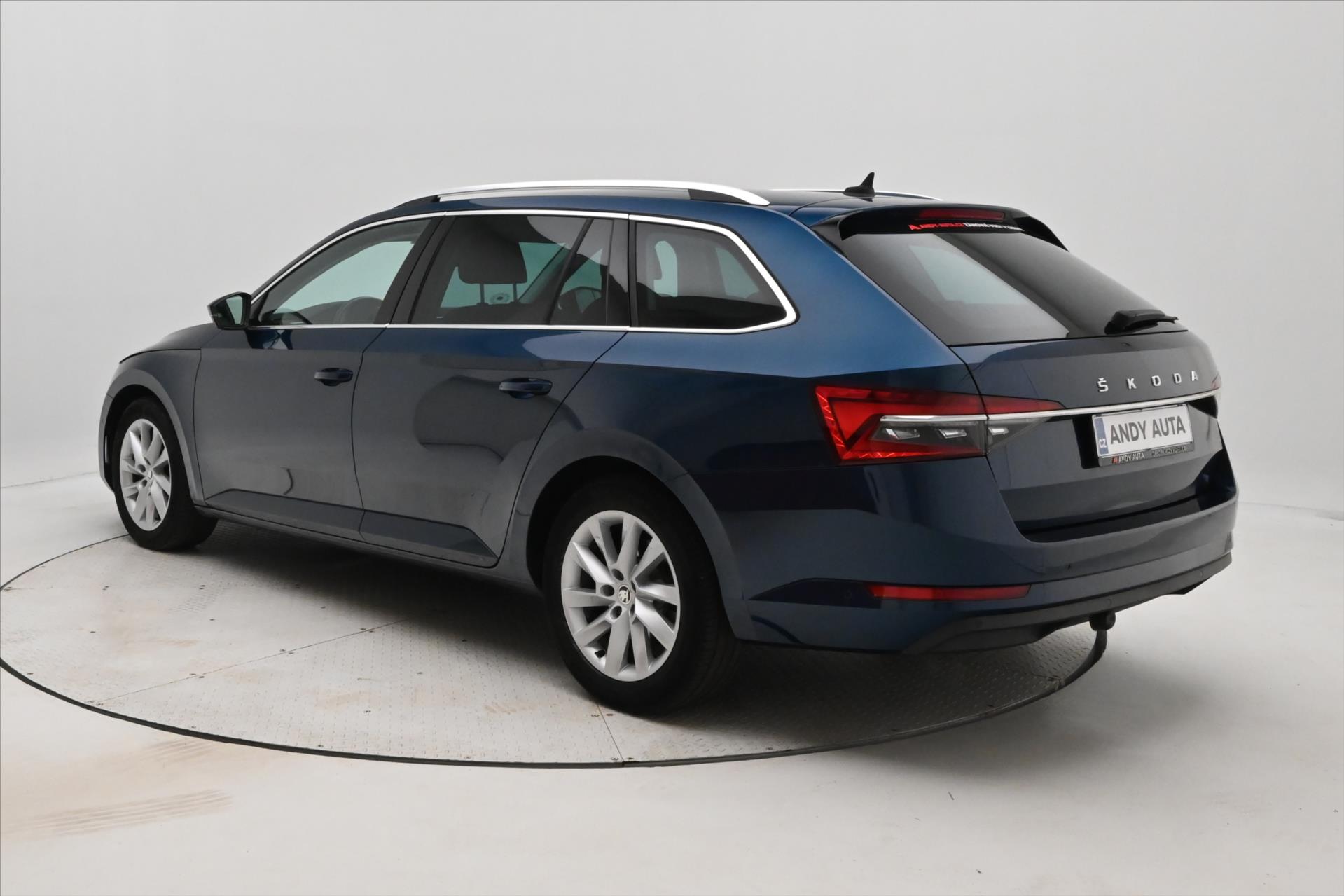 Hlavní fotografie vozu Škoda Superb 2,0 TDI 110kW DSG Style Záruka až 5 let (7)