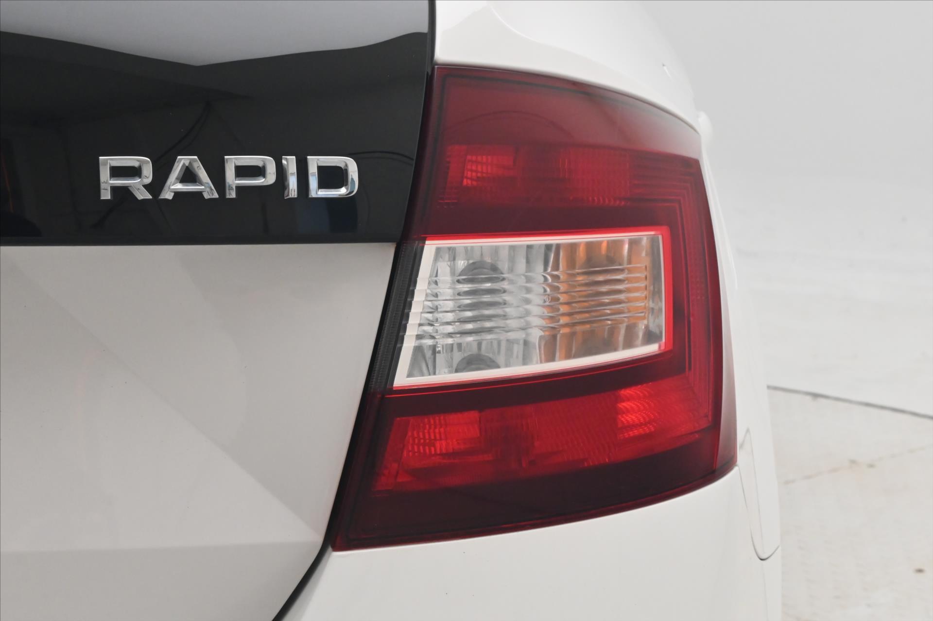 Hlavní fotografie vozu Škoda Rapid 1,6 TDI 85kW Style Záruka až 5 let (28)