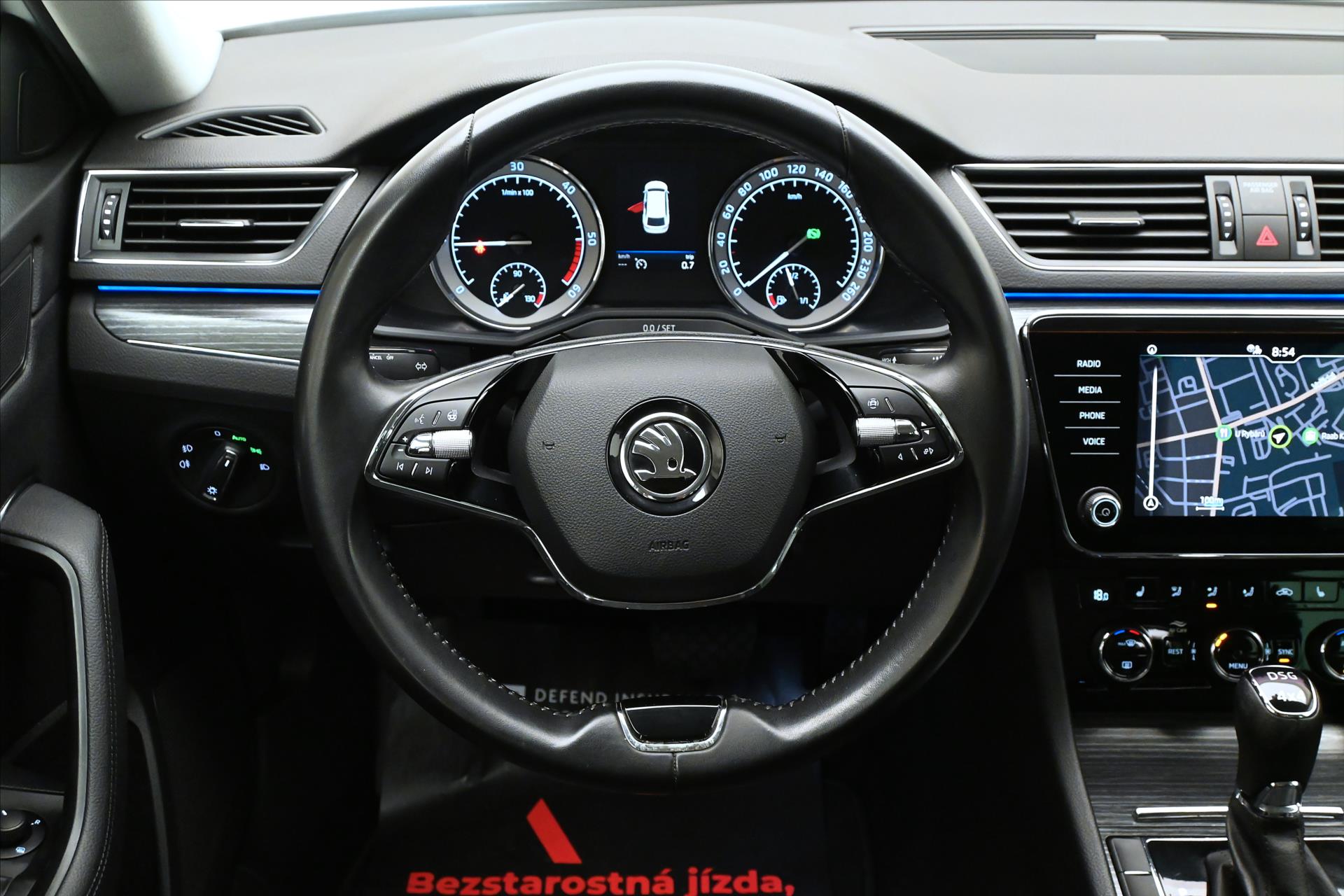 Hlavní fotografie vozu Škoda Superb 2,0 TDI 147 kW DSG 4x4 Style Záruka až 5 let (18)