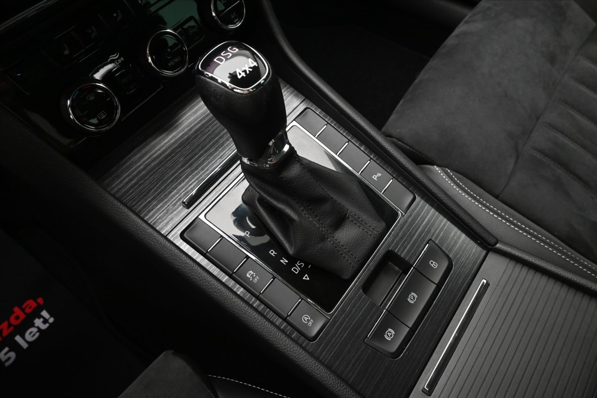 Hlavní fotografie vozu Škoda Superb 2,0 TDI 147 kW DSG 4x4 Style Záruka až 5 let (22)