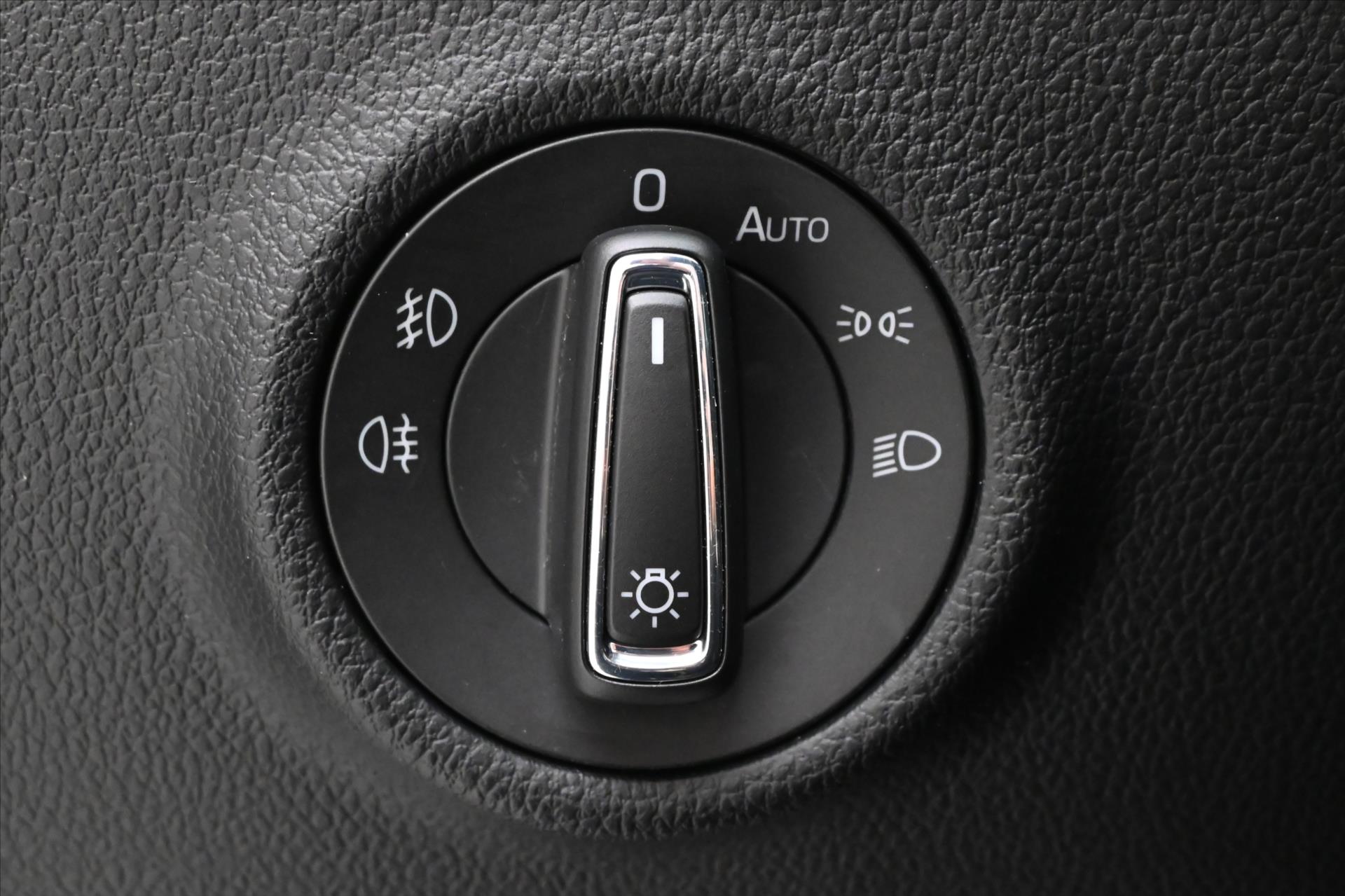 Hlavní fotografie vozu Škoda Superb 2,0 TDI 147 kW DSG 4x4 Style Záruka až 5 let (26)