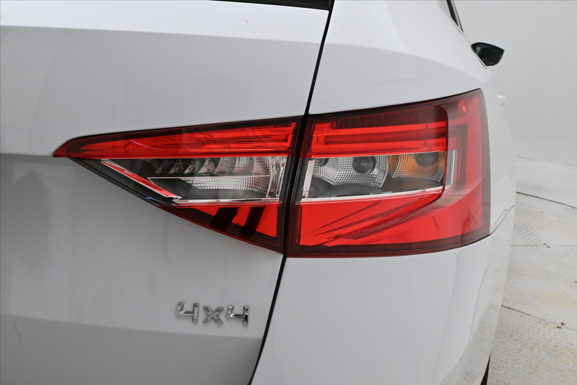 Hlavní fotografie vozu Škoda Superb 2,0 TDI 147 kW DSG 4x4 Style Záruka až 5 let (29)
