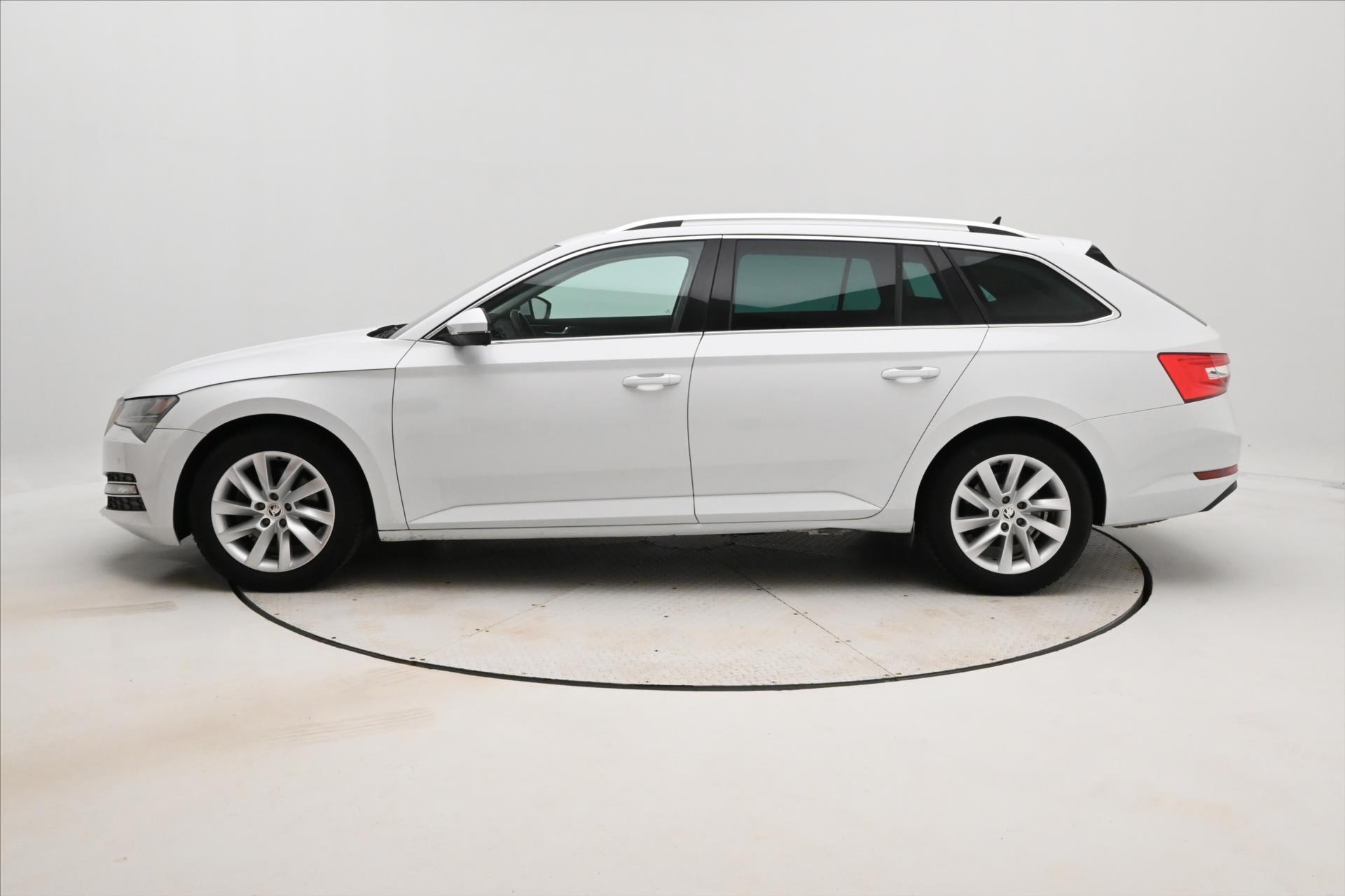 Hlavní fotografie vozu Škoda Superb 2,0 TDI 147 kW DSG 4x4 Style Záruka až 5 let (8)