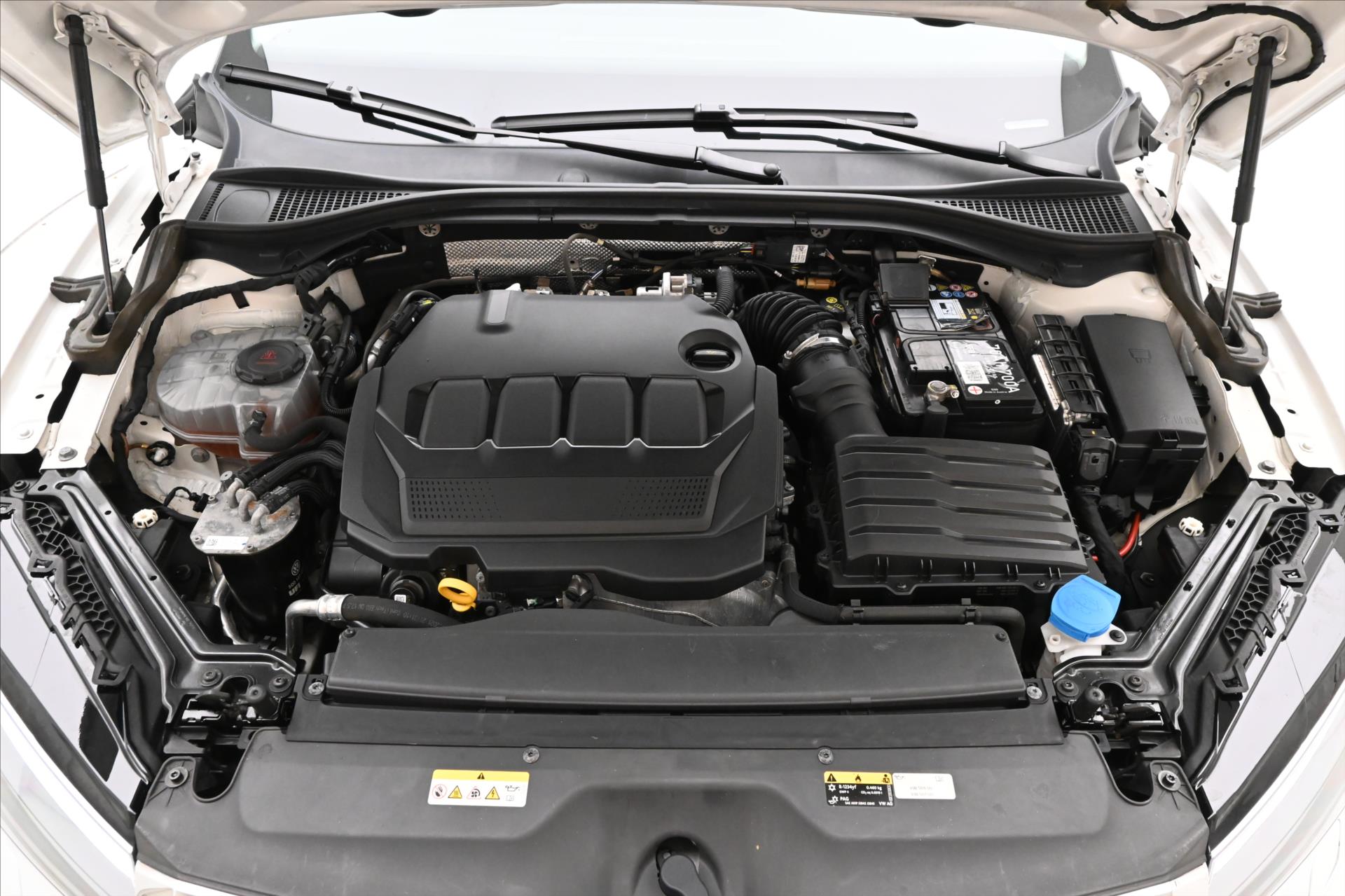 Hlavní fotografie vozu Škoda Superb 2,0 TDI 147 kW DSG 4x4 Style Záruka až 5 let (9)