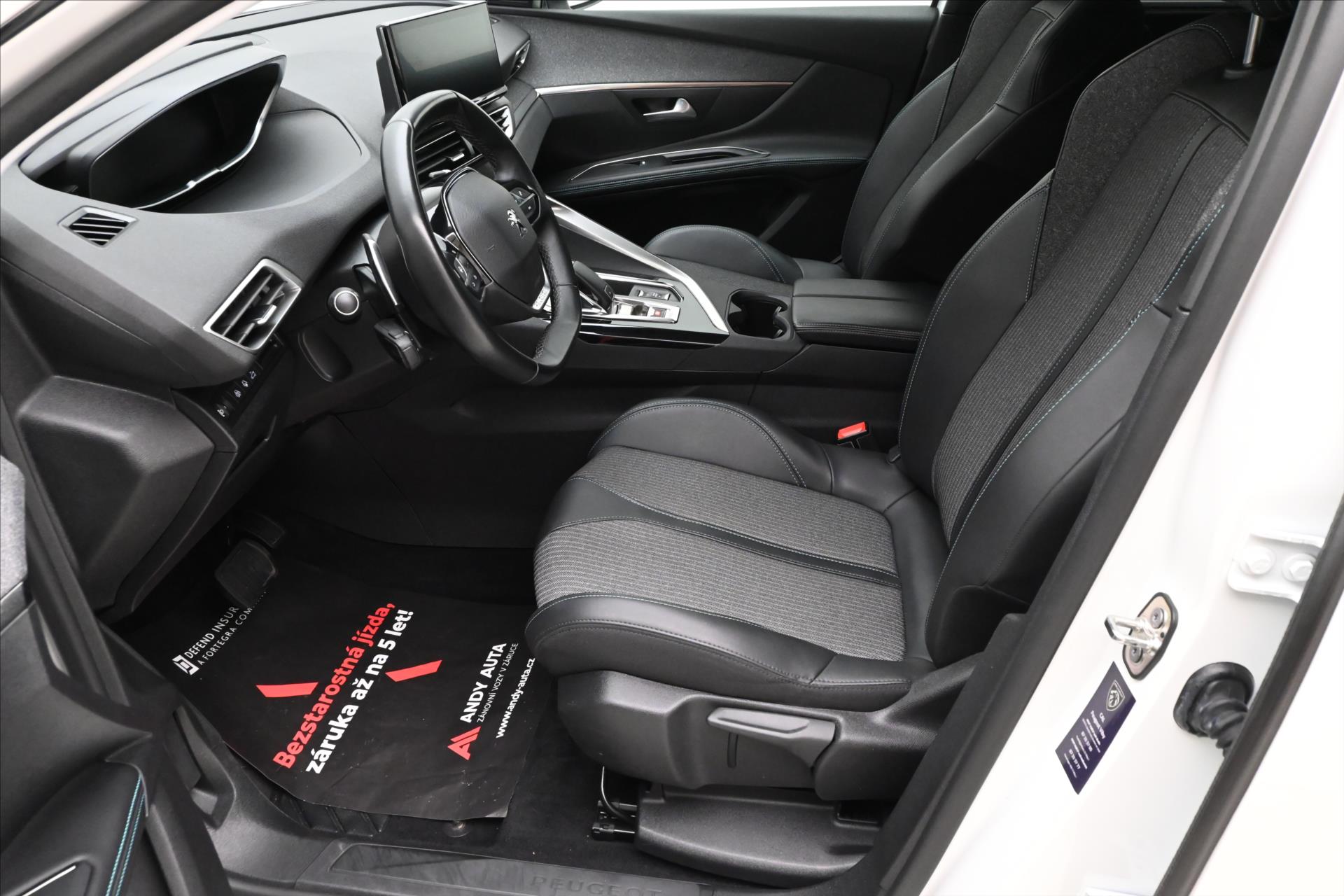 Main photo of the car Peugeot 5008 1,5 HDI 96 kW EAT8 7Míst ALLURE Záruka až 5 let (13)