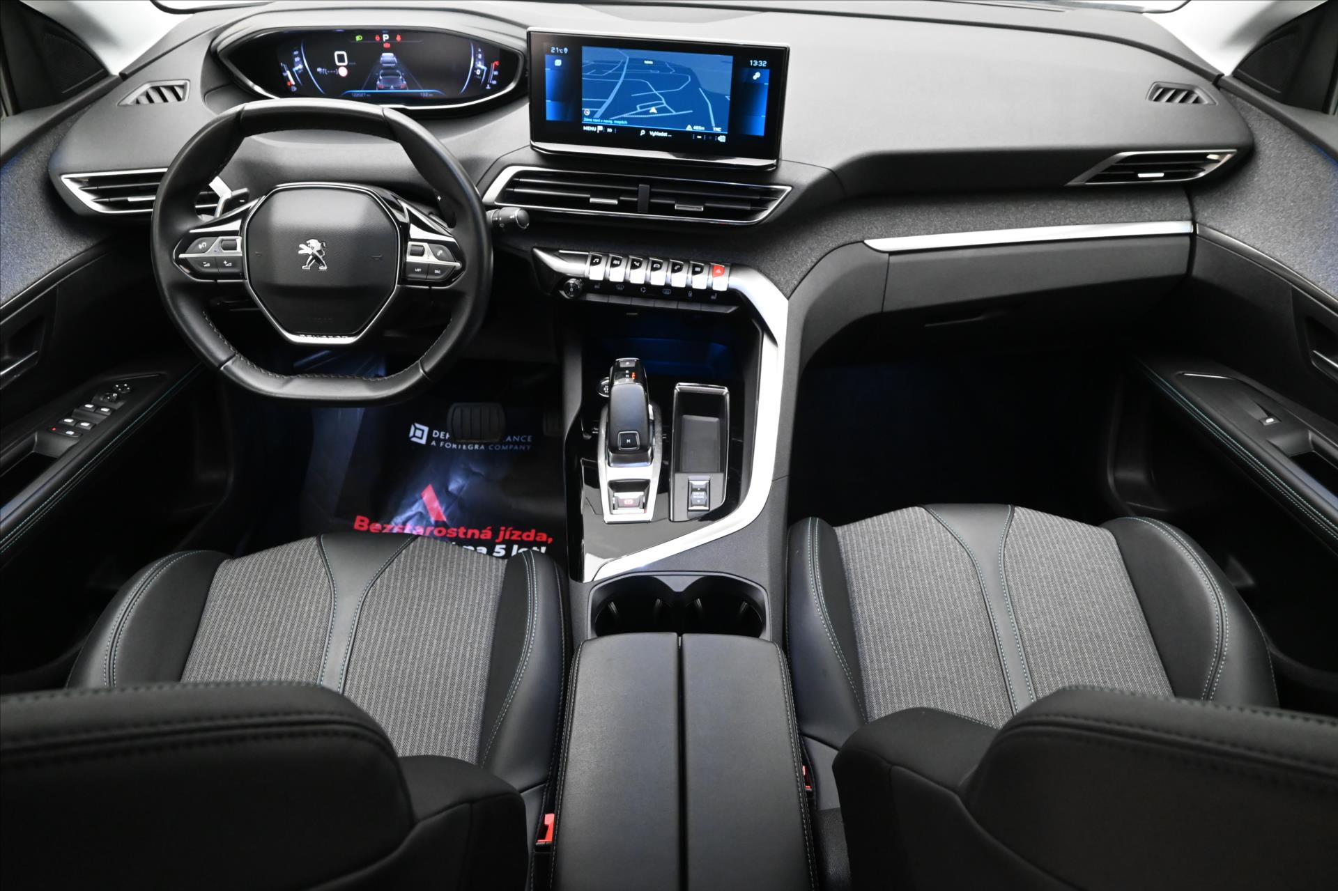 Main photo of the car Peugeot 5008 1,5 HDI 96 kW EAT8 7Míst ALLURE Záruka až 5 let (15)