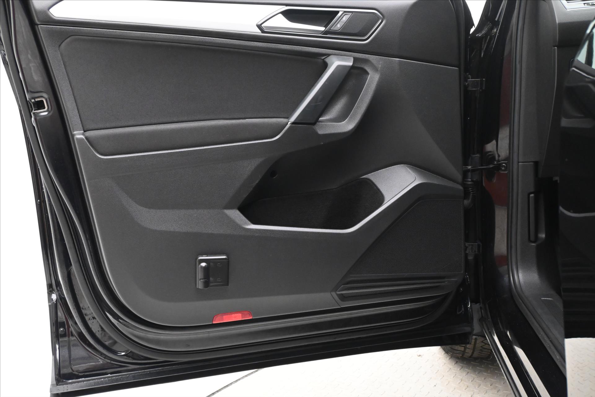 Main photo of the car Volkswagen Tiguan allspace 1.4 TSI 110kW Towable Warranty up to 5 years (23)