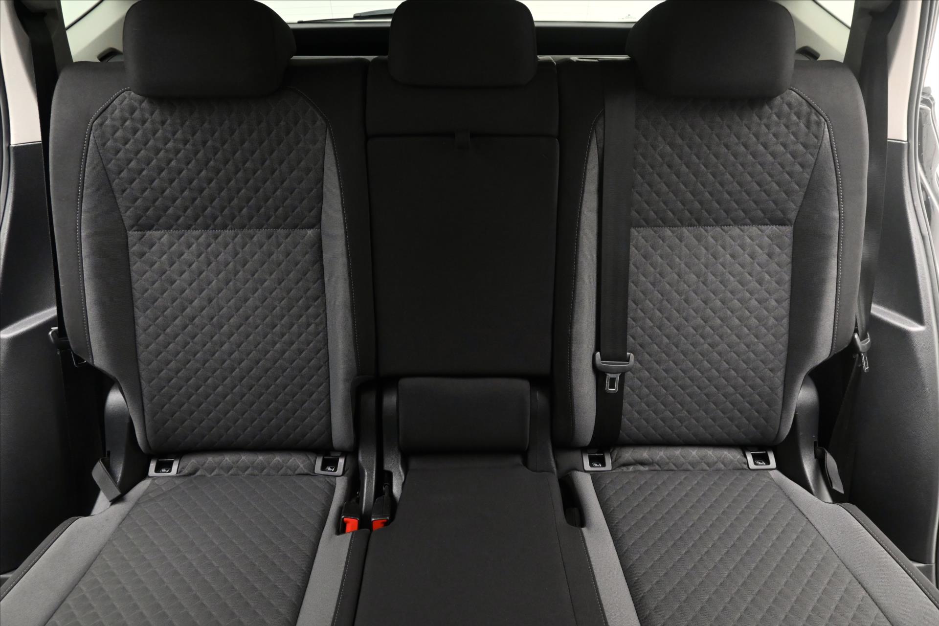 Main photo of the car Volkswagen Tiguan allspace 1.4 TSI 110kW Towable Warranty up to 5 years (26)