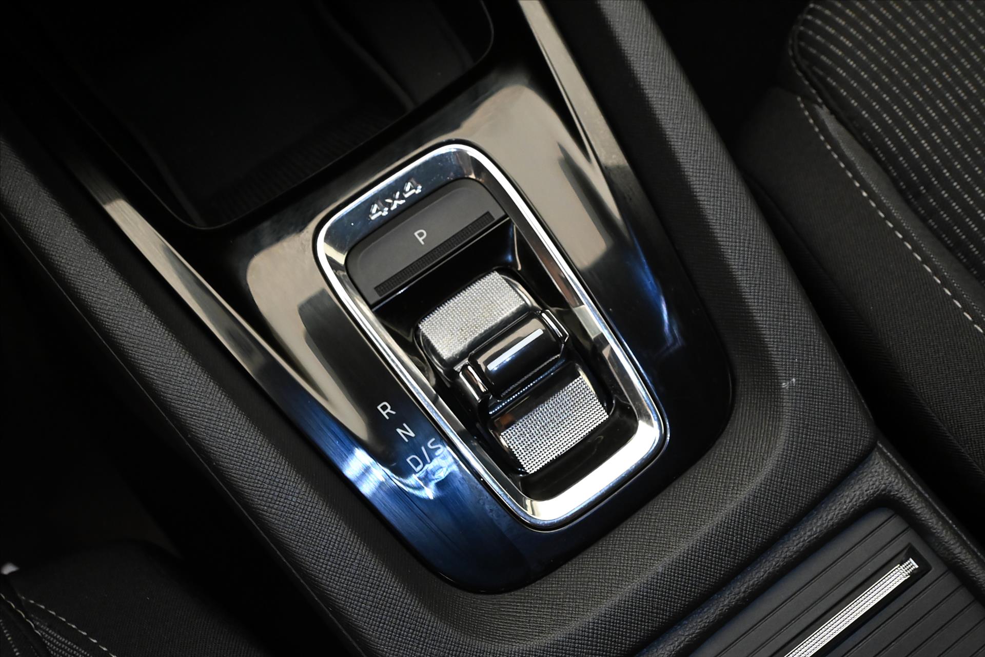 Hlavní fotografie vozu Škoda Octavia 2,0 TDI 110kW 4x4 DSG Ambition Záruka až 5 let (22)