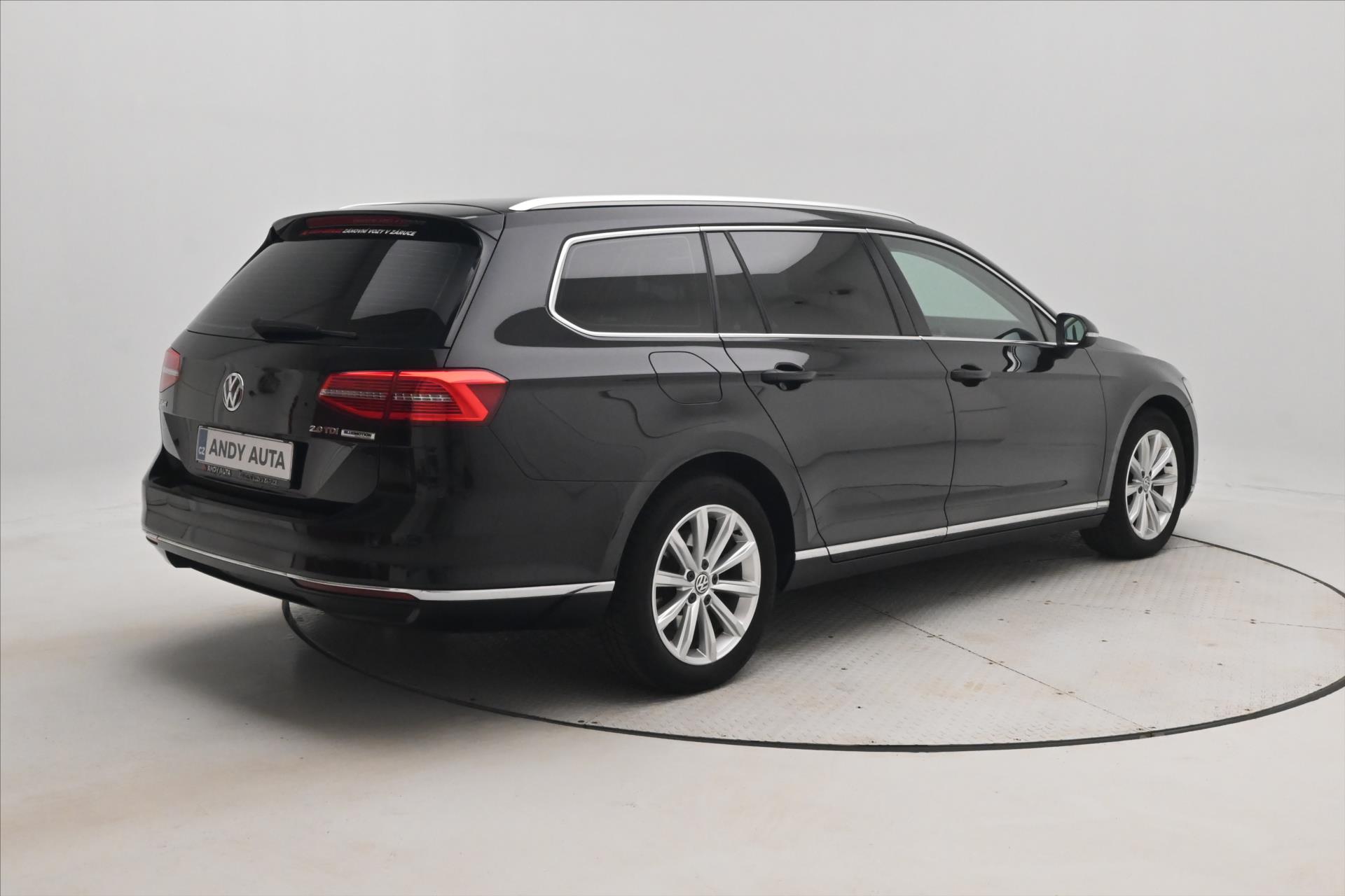 Hlavní fotografie vozu Volkswagen Passat 2,0 TDI 110 kW Highline Záruka až 5 let (5)