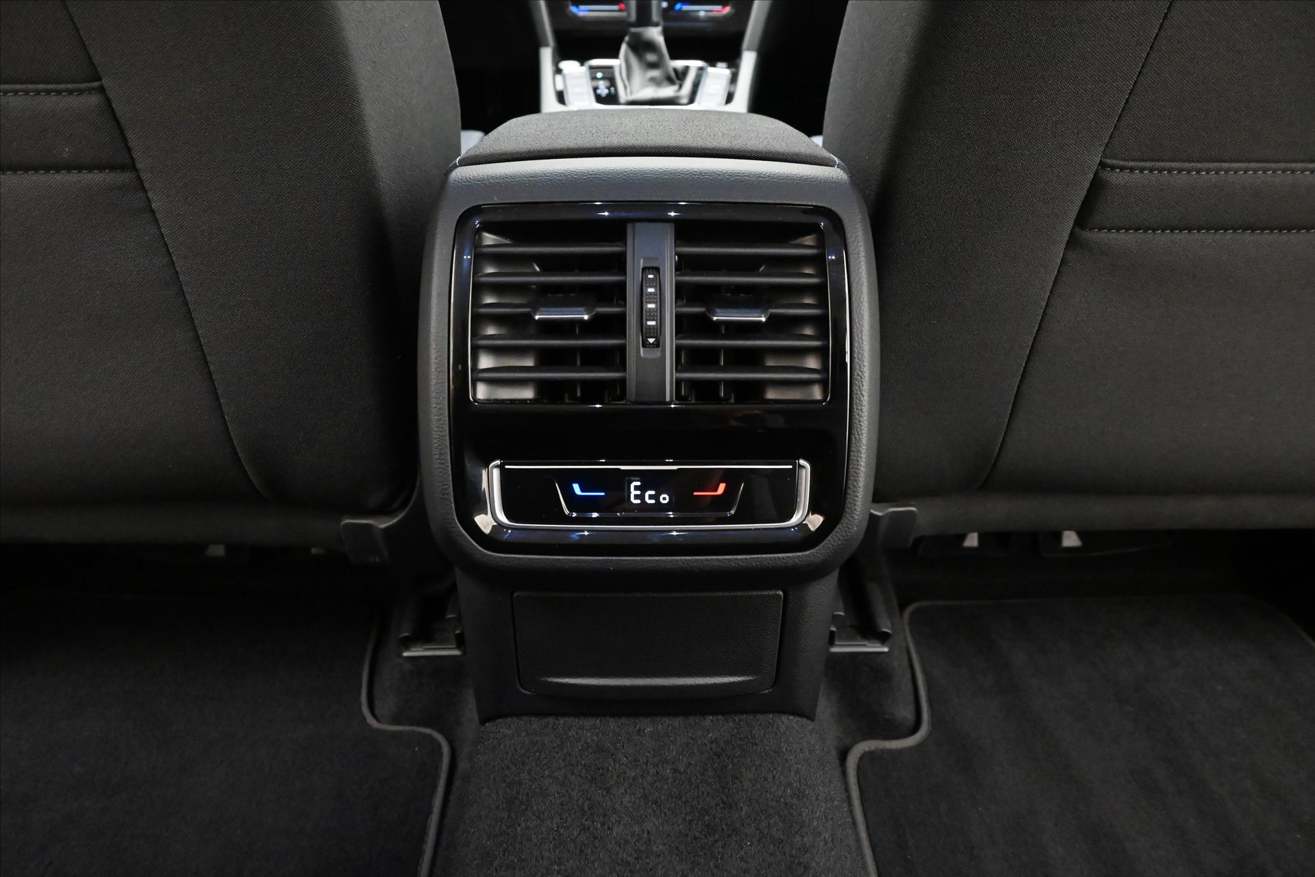 Main photo of the car Volkswagen Passat 1.4 GTE TSI 160 kW DSG SoH 92% Warranty up to 5 years (23)