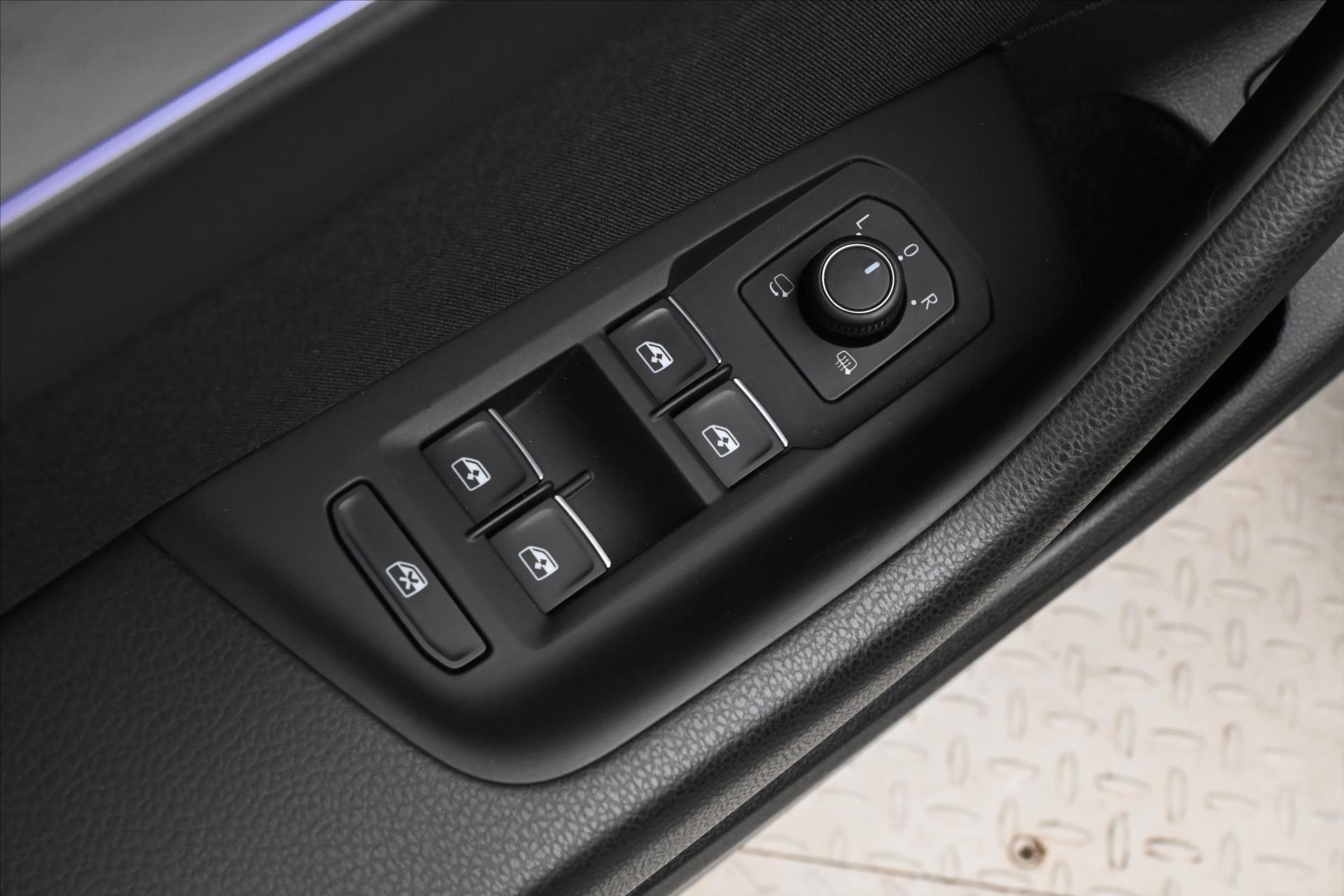 Hlavní fotografie vozu Volkswagen Passat 1,4 GTE TSI 160 kW DSG Záruka až 5 let (27)