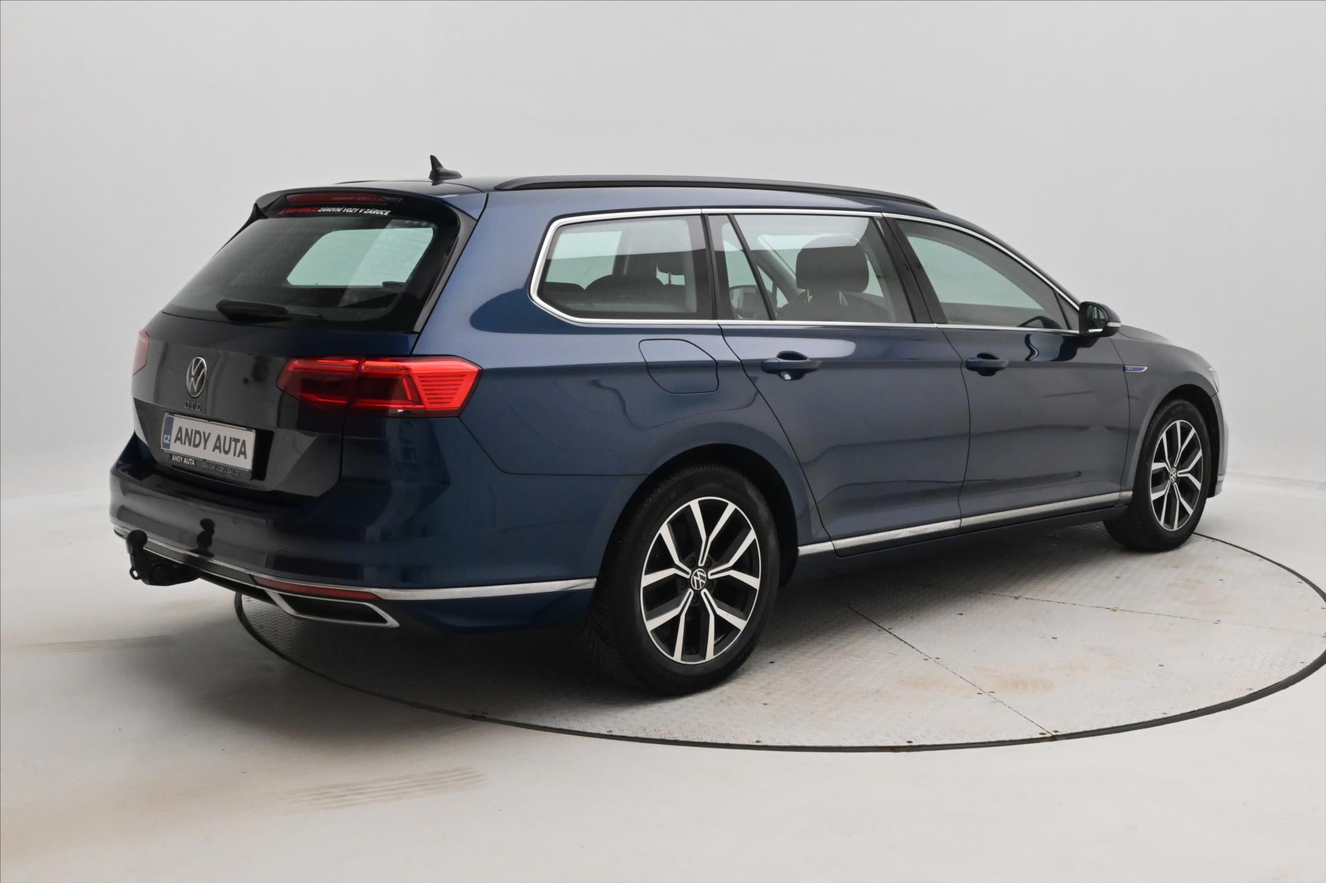Hlavní fotografie vozu Volkswagen Passat 1,4 GTE TSI 160kW DSG Záruka až 5 let (5)