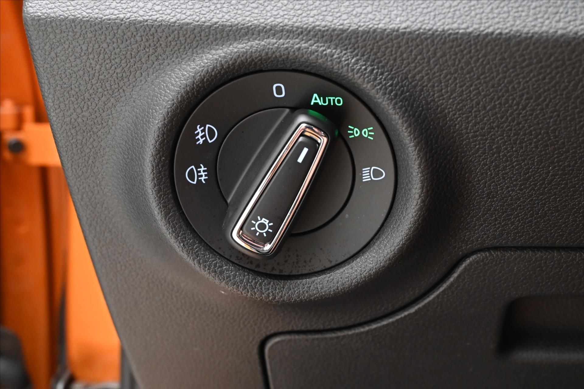 Hlavní fotografie vozu Škoda Kamiq 1,0 TSI 81kW Tažné Záruka až 5 let (25)