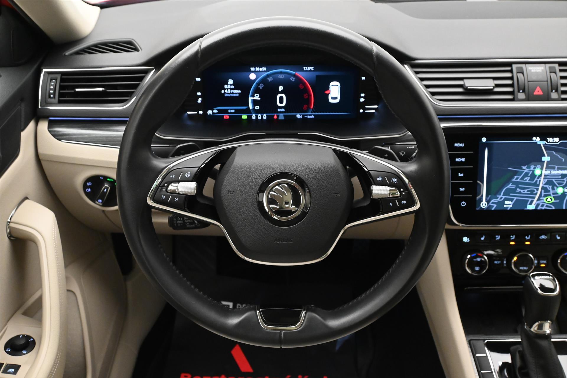 Hlavní fotografie vozu Škoda Superb 2,0 TDI 110kW Style DSG Záruka až 5 let (18)