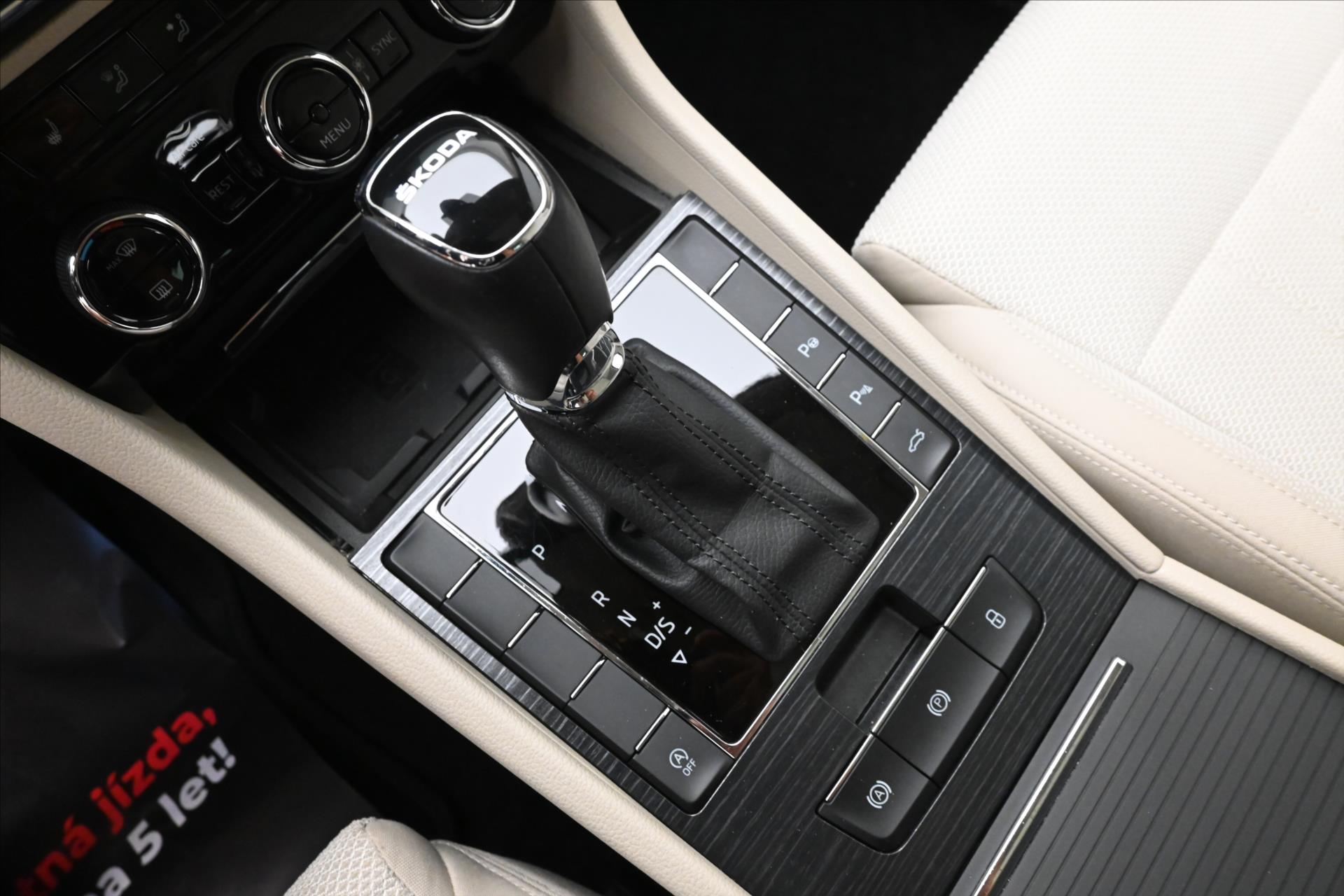Hlavní fotografie vozu Škoda Superb 2,0 TDI 110kW Style DSG Záruka až 5 let (23)