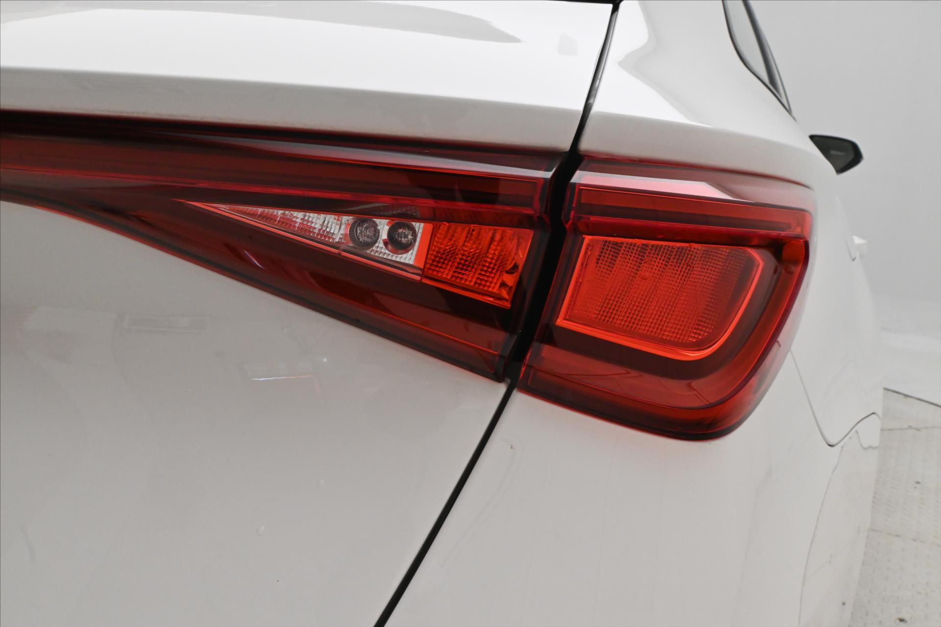 Hlavní fotografie vozu Seat Leon 2,0 TDI 110 kW DSG Style Záruka až 5 let (29)