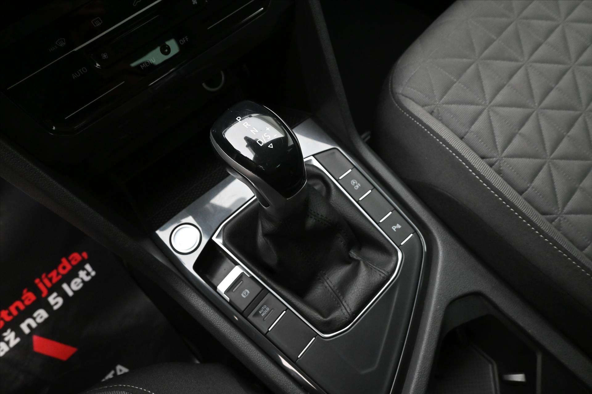Hlavní fotografie vozu Volkswagen Tiguan 2,0 TDI 110 kW DSG Life Záruka až 5 let (23)
