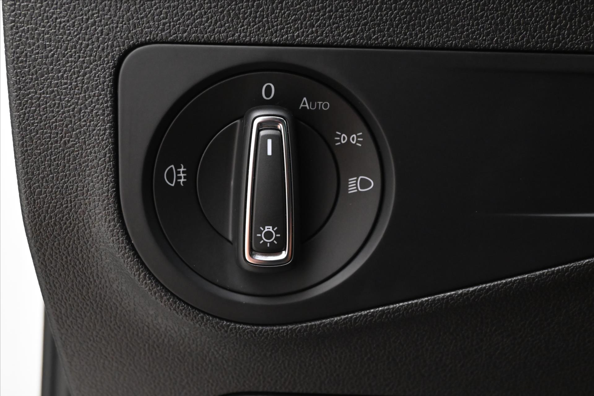 Hlavní fotografie vozu Volkswagen Tiguan 2,0 TDI 110 kW DSG Life Záruka až 5 let (27)
