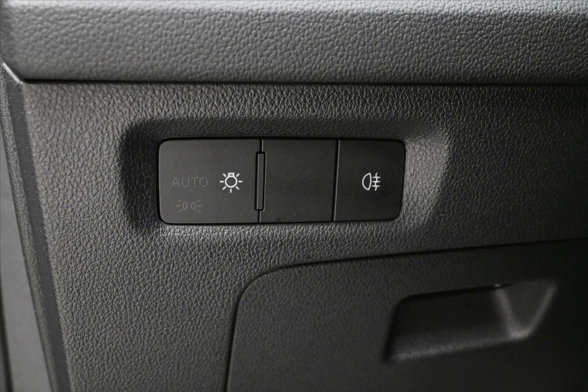 Main photo of the car Skoda Octavia 2.0 TDI 110 KW DSG EL.KUFR Warranty up to 5 years (26)