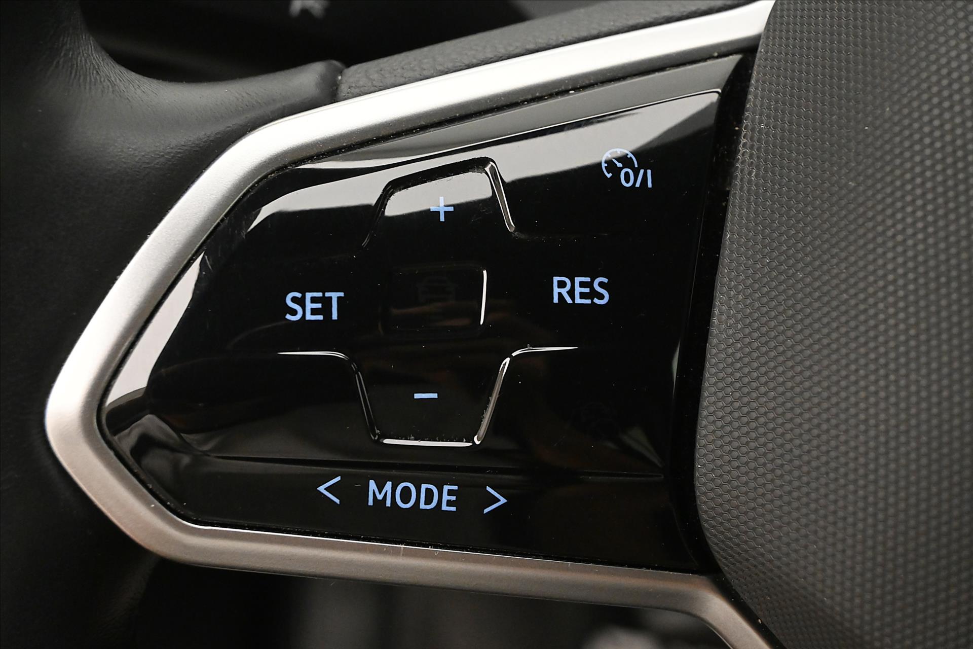 Hlavní fotografie vozu Volkswagen ID.5 Pro Perfo. 150kW 77kWh SoH 93% Záruka až 3 roky (22)