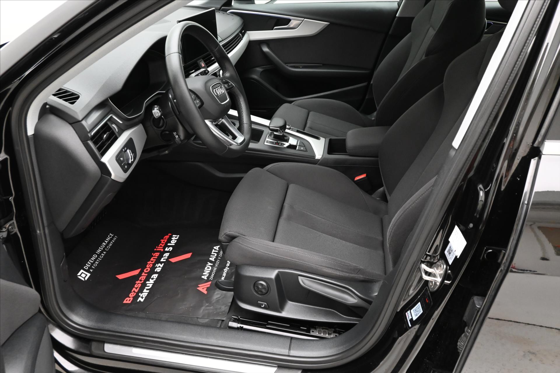 Hlavní fotografie vozu Audi A4 2,0 40TDI 150 kW S-Tronic Záruka až 5 let (13)