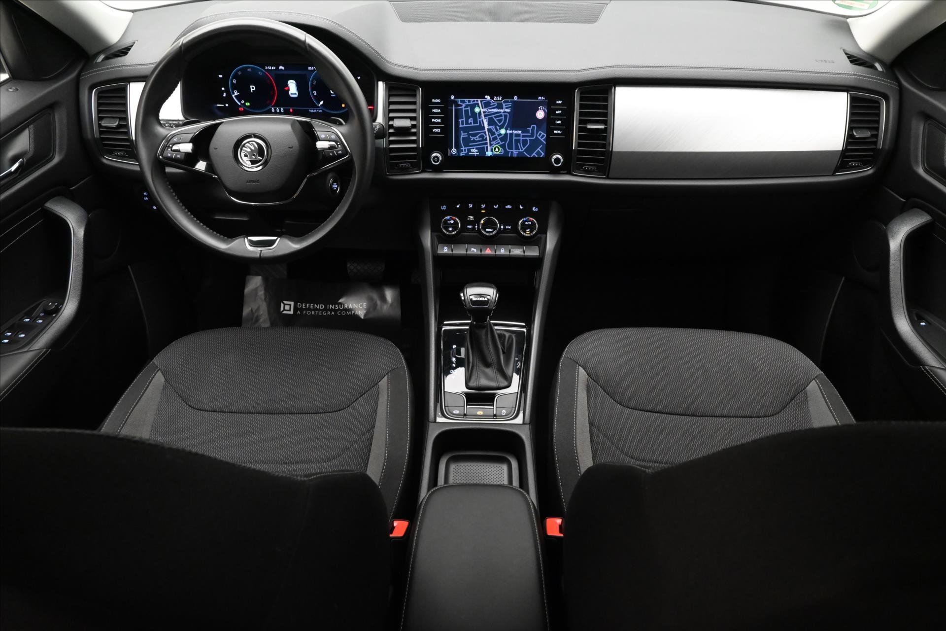 Main photo of the car Skoda Kodiaq 2,0 TDI 110 kW DSG TAŽNÉ ZAŘÍZENÍ Záruka až 5 let (15)