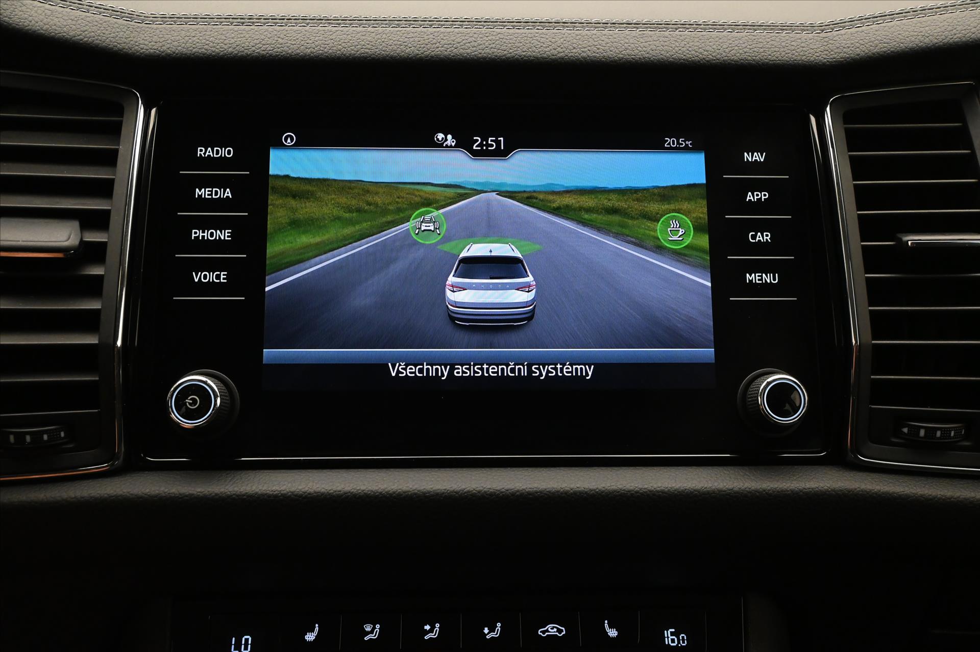 Main photo of the car Skoda Kodiaq 2,0 TDI 110 kW DSG TAŽNÉ ZAŘÍZENÍ Záruka až 5 let (19)