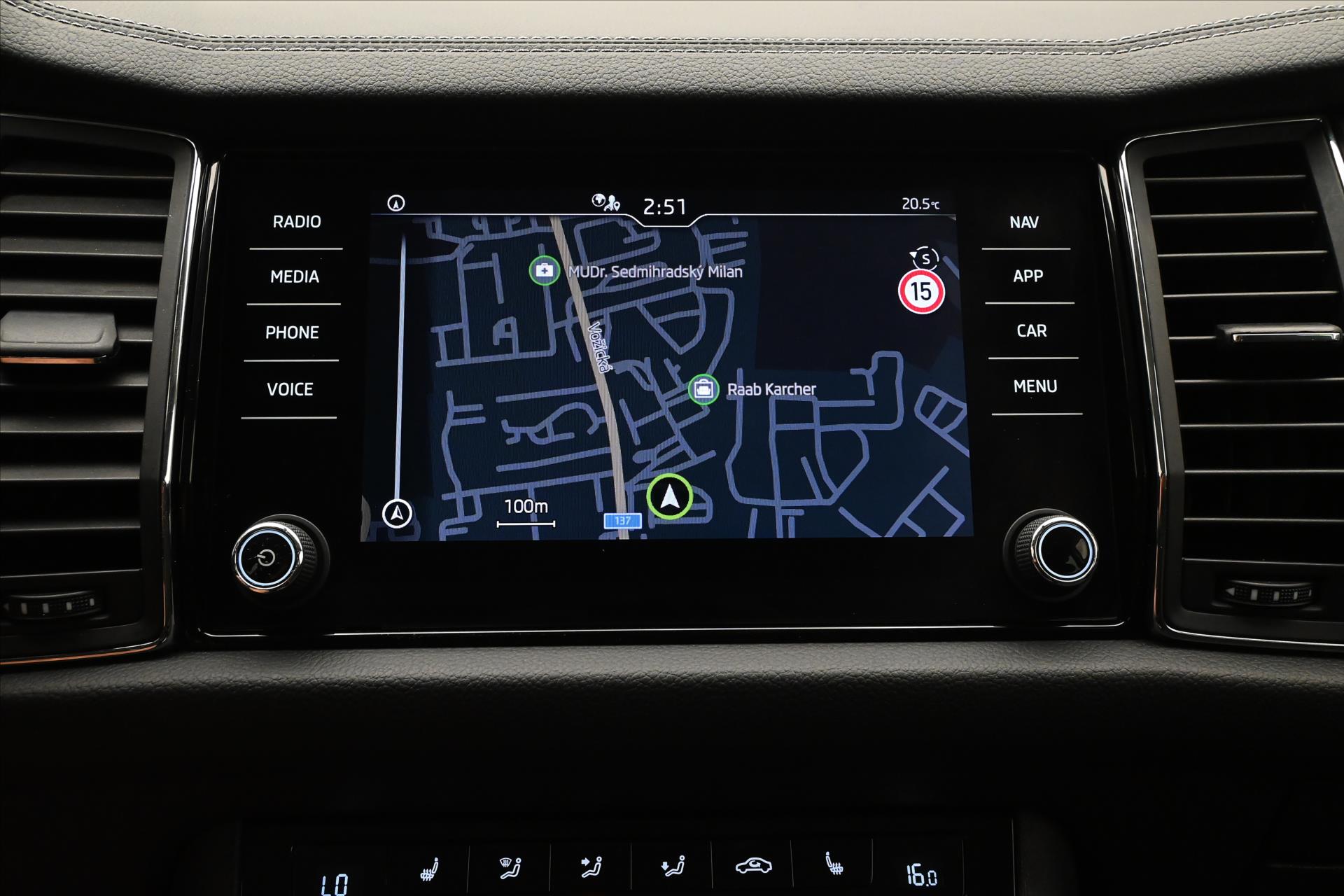 Main photo of the car Skoda Kodiaq 2,0 TDI 110 kW DSG TAŽNÉ ZAŘÍZENÍ Záruka až 5 let (20)